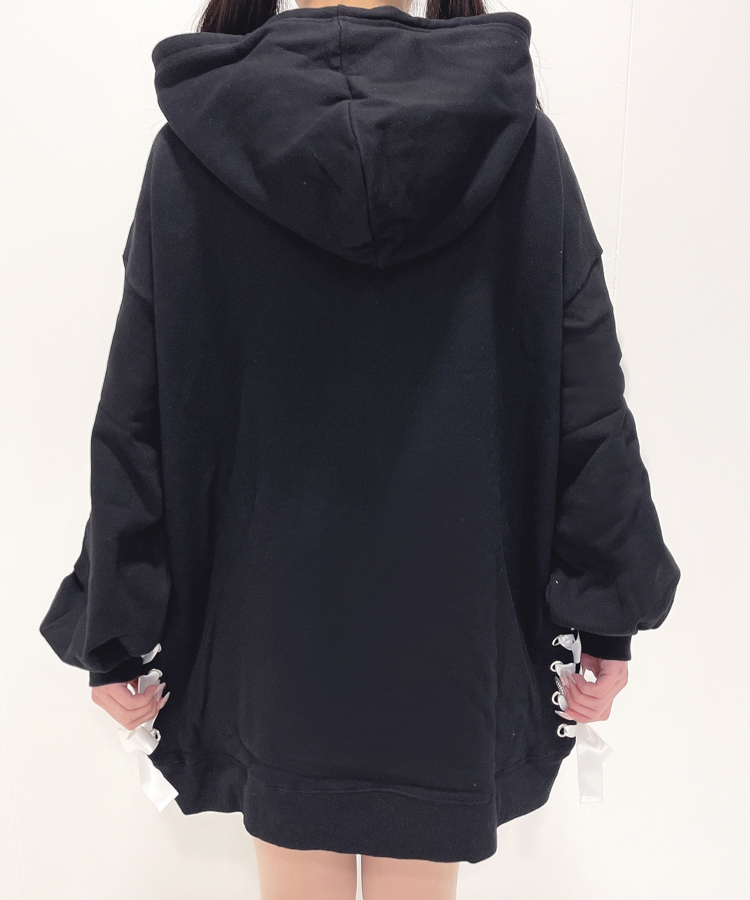 束縛ハニーパーカー – BUNNY APARTMENT