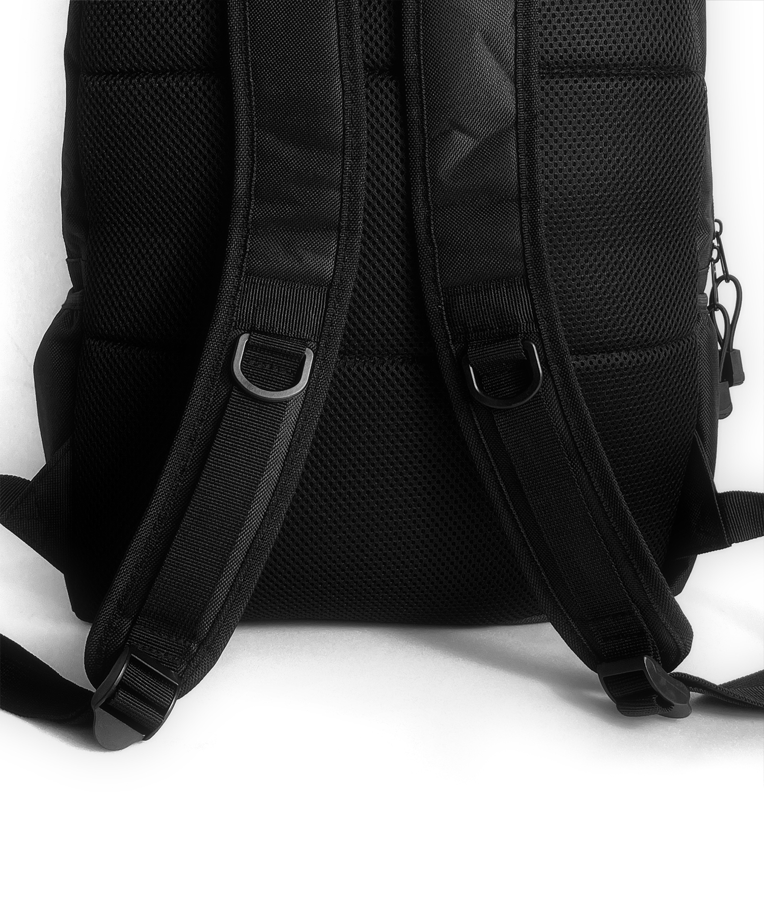 シナモンワッペンリュック