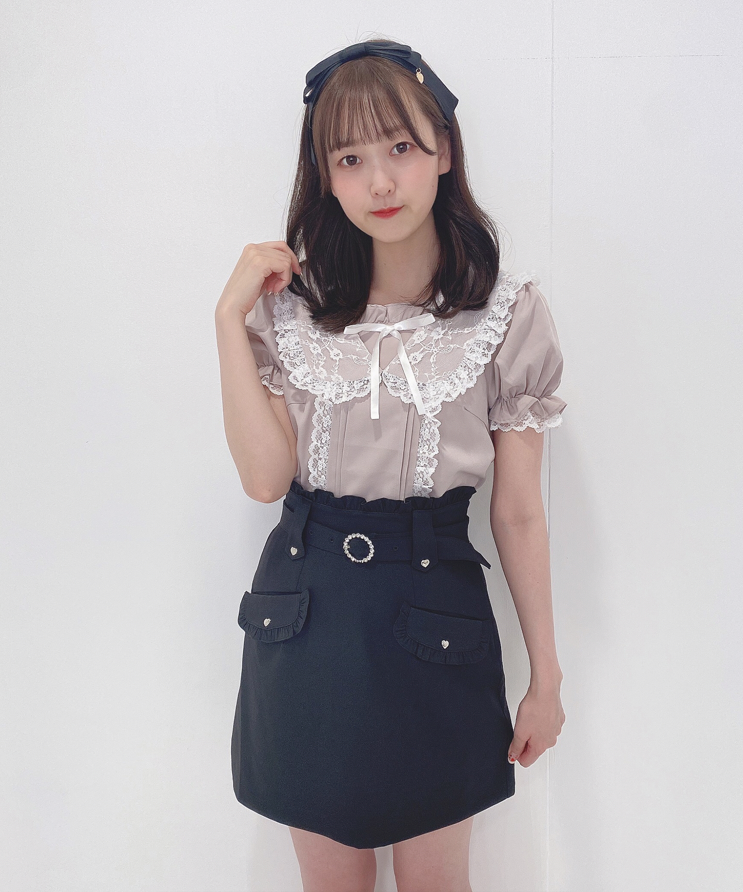 レースカラーフリルトップス