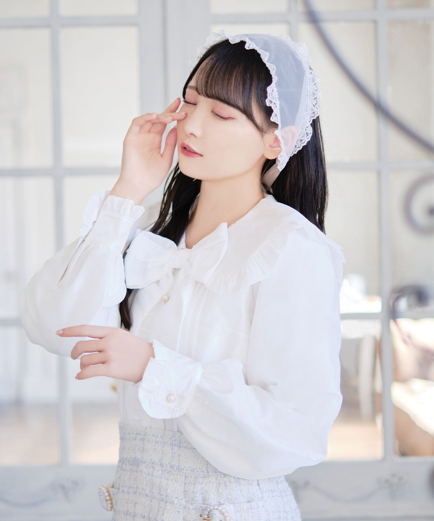 ビッグカラーリボンブラウス