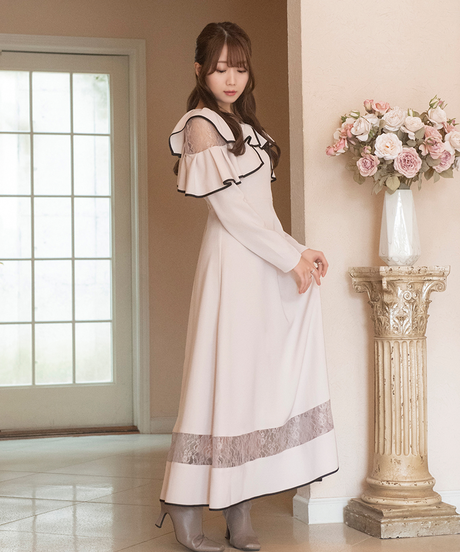 piping lace switching dress