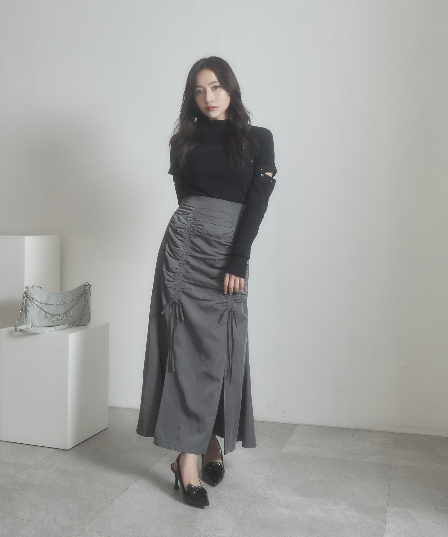 ボタンニットトップス