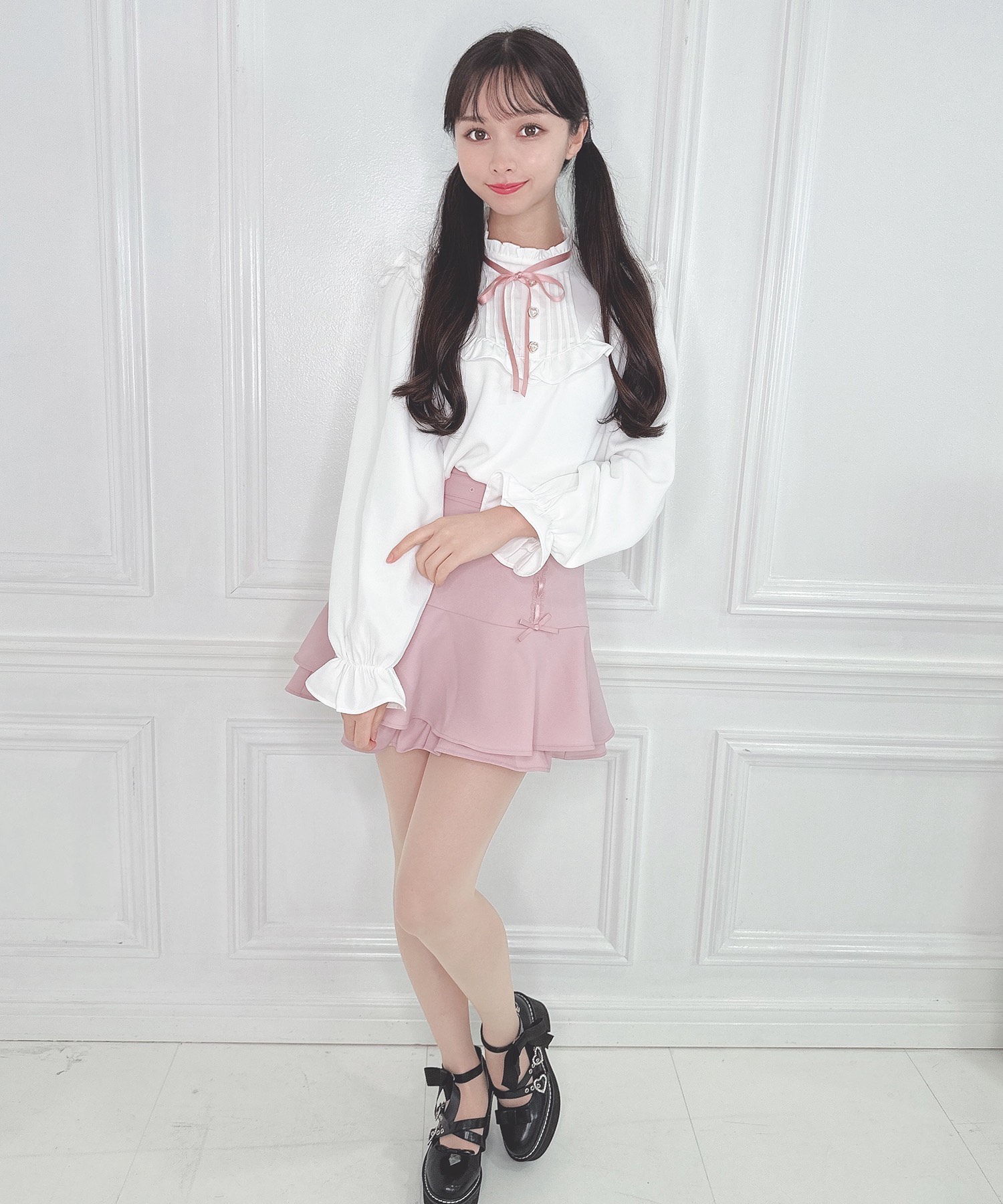 ラウンドフリル切替トップス – BUNNY APARTMENT ラウンドフリル切替トップス – BUNNY APARTMENT