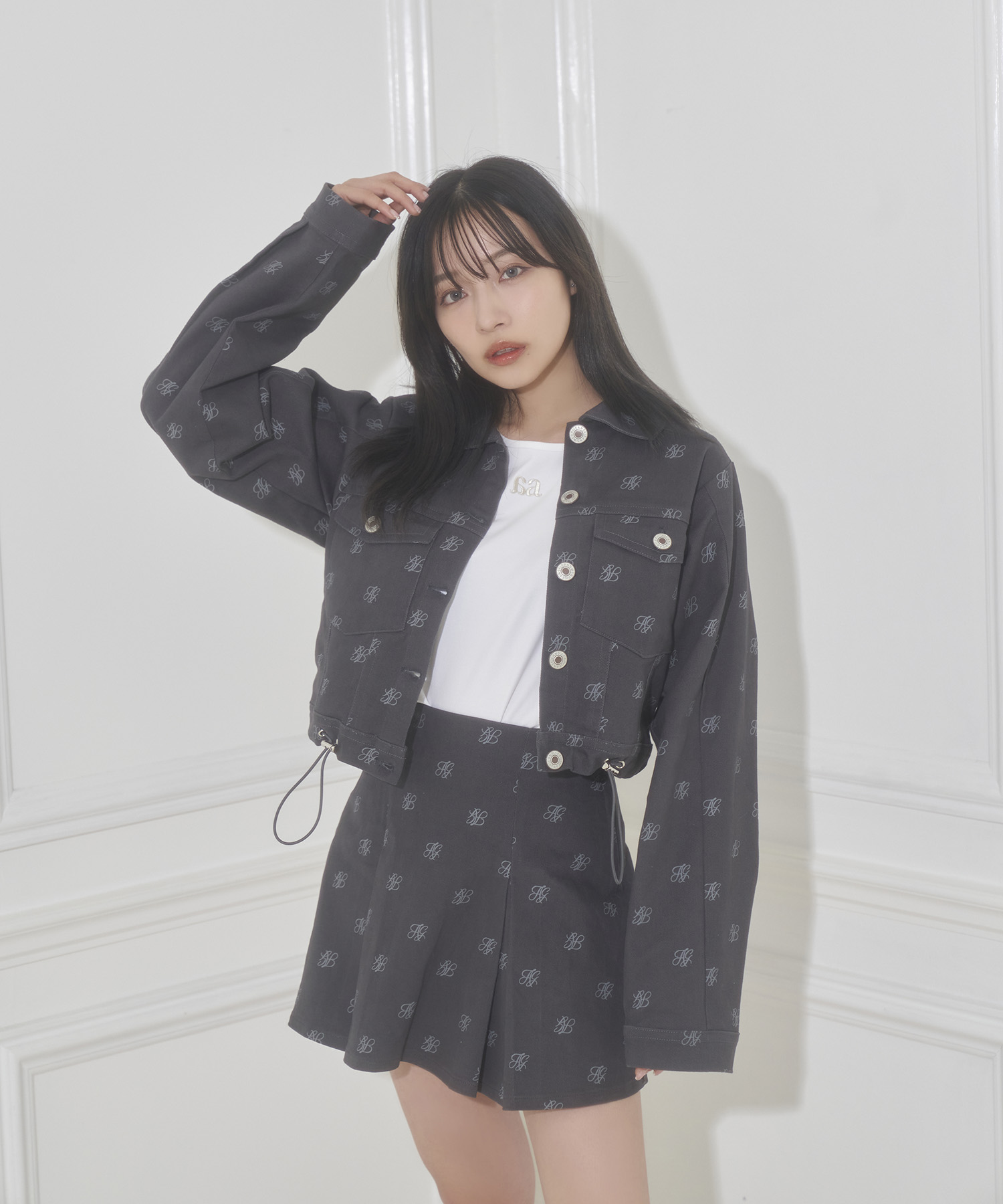 総柄ツイルスカパン