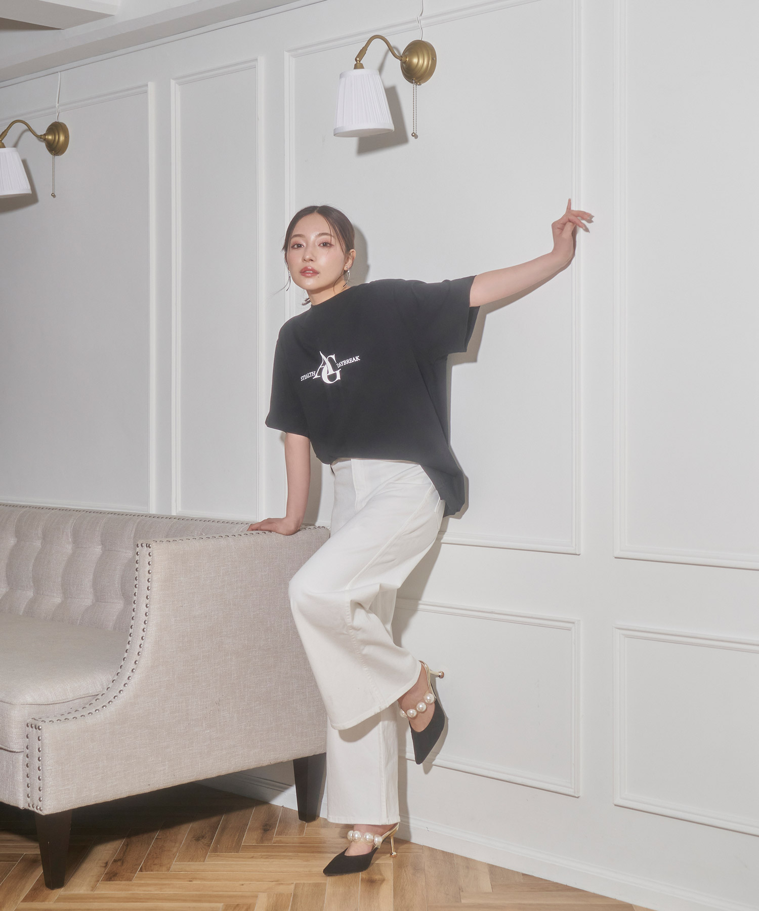 UNISEX プリントロゴT