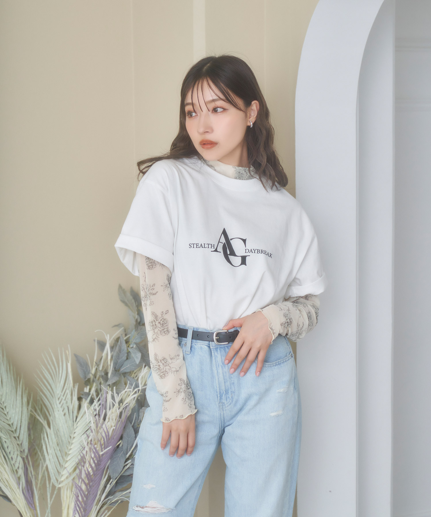 UNISEX プリントロゴT