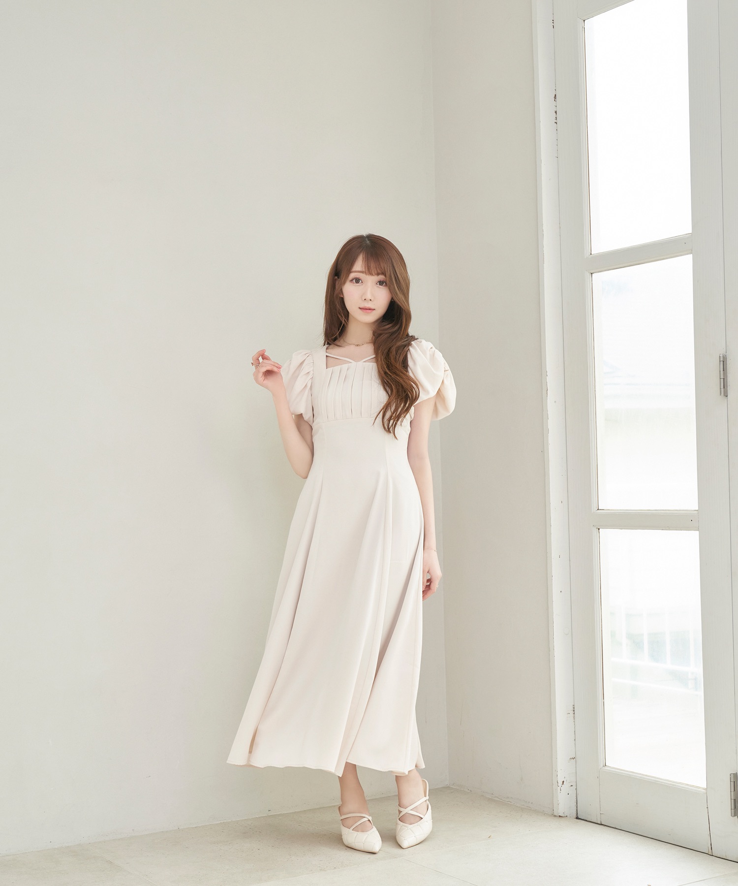 破格値下げ】 Rosé Muse raffle slit onepiece【ivory