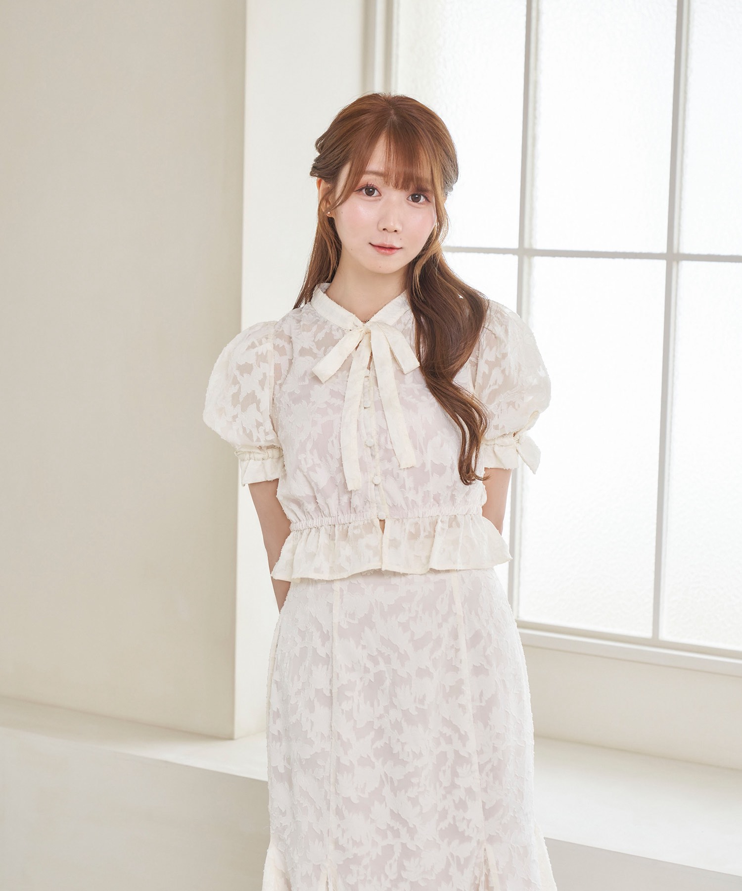 Sheer floral puff blouse【ivory】