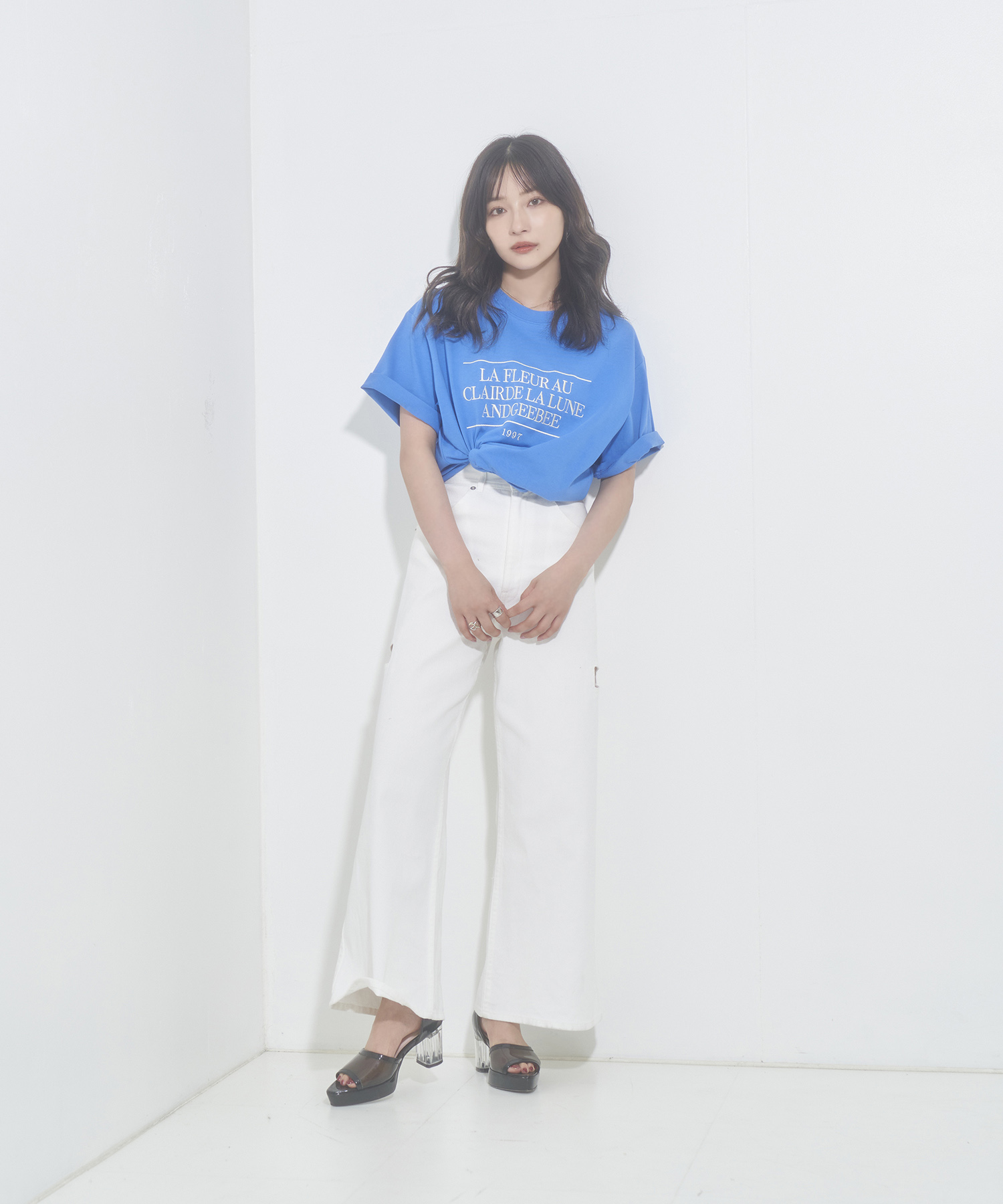 AG233CS0719_4