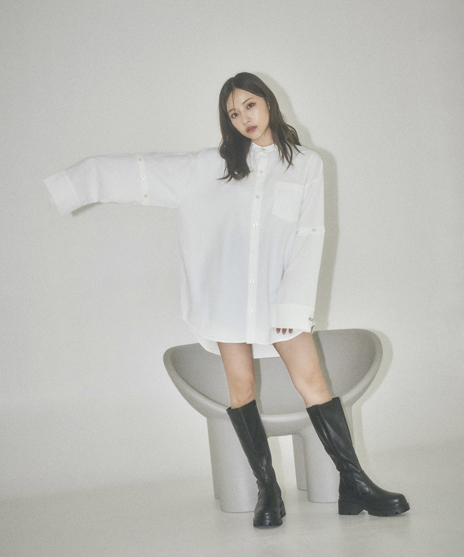 AG233SH0801_4new