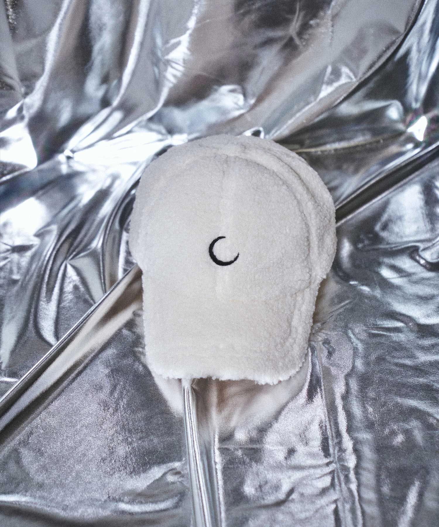 UNISEX ムーンボアキャップ