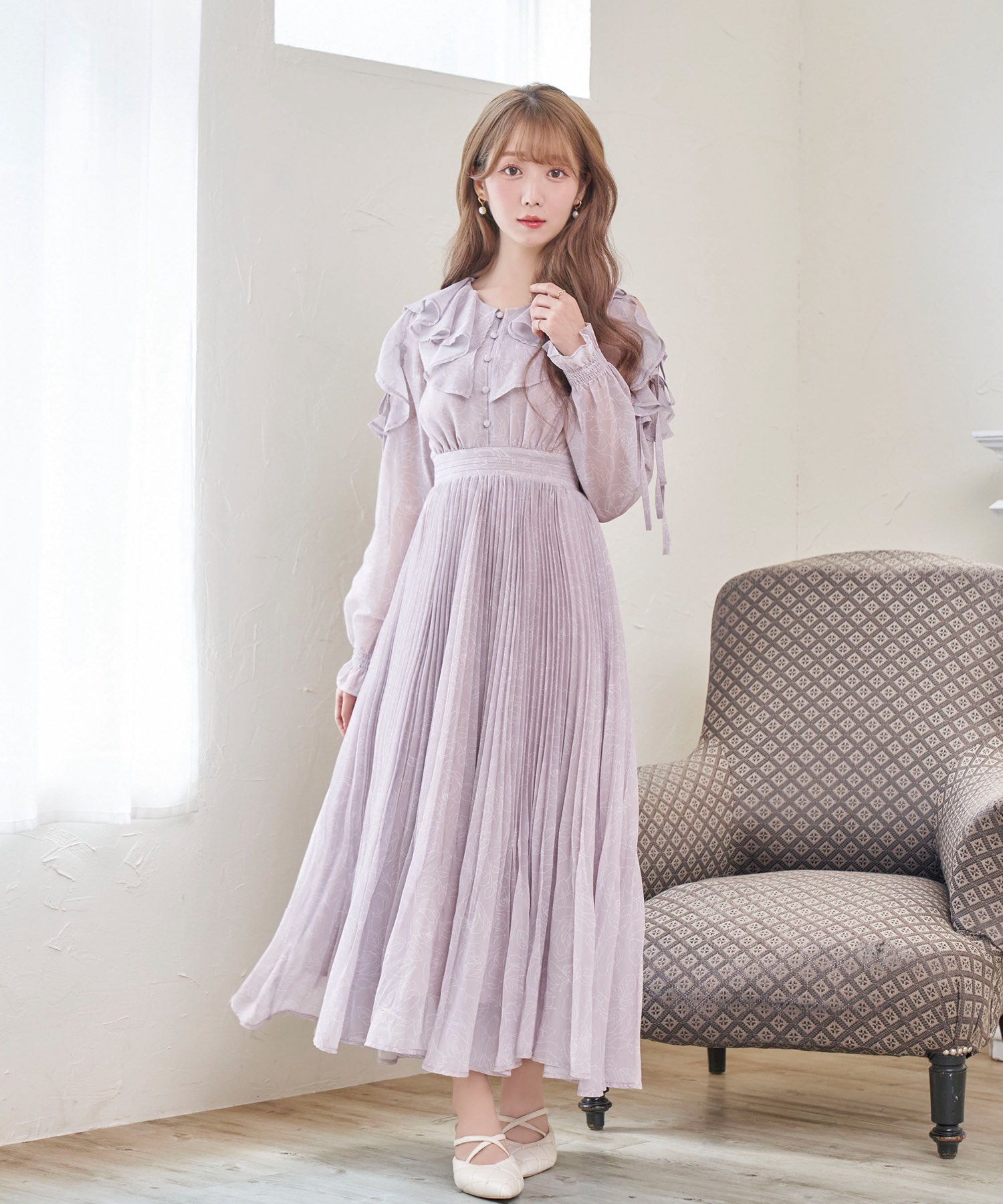 ポリエステル100%ロゼミューズrosemuse floral line pleated dress