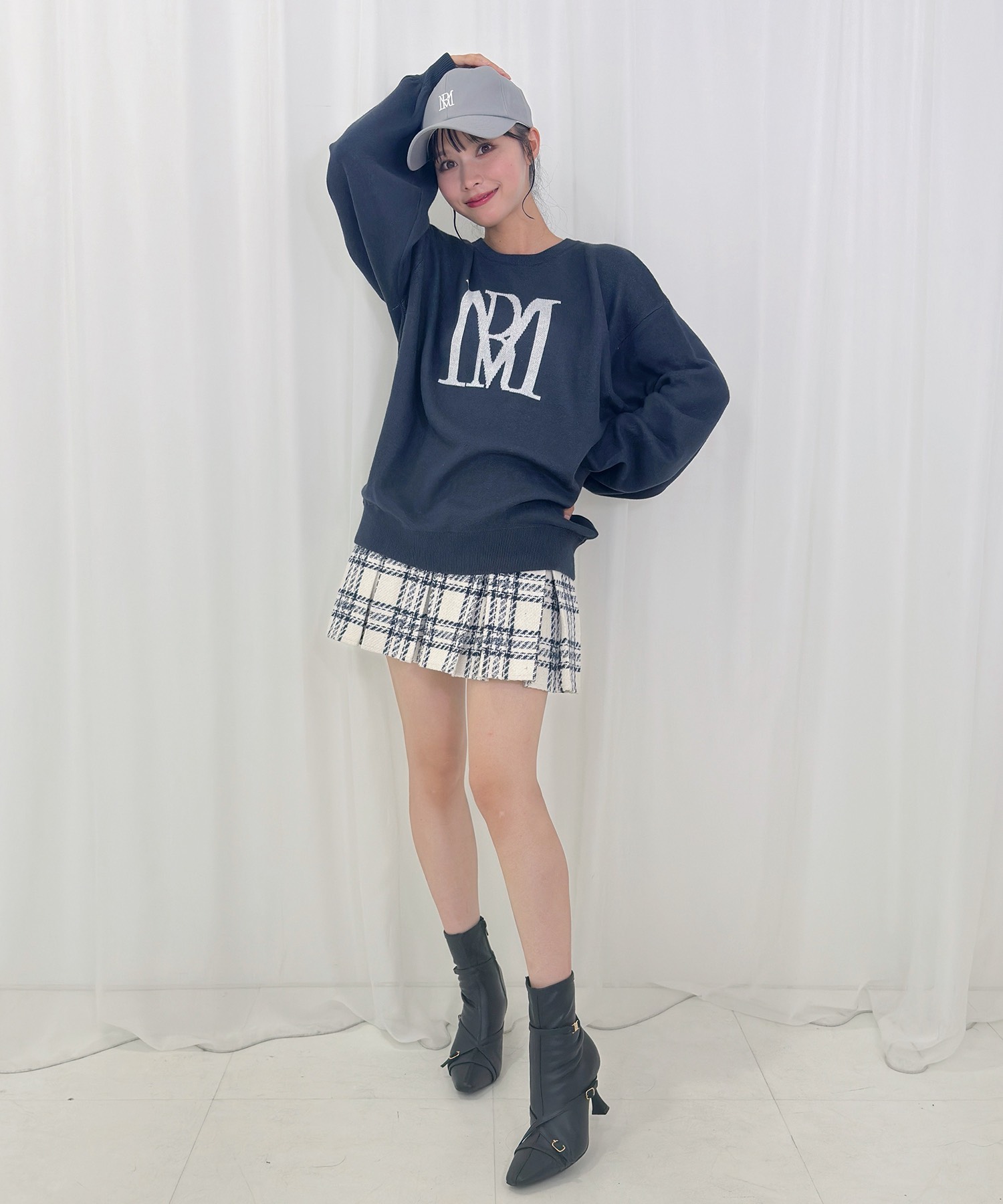 RM logo knit_L size【navy】 – BUNNY APARTMENT