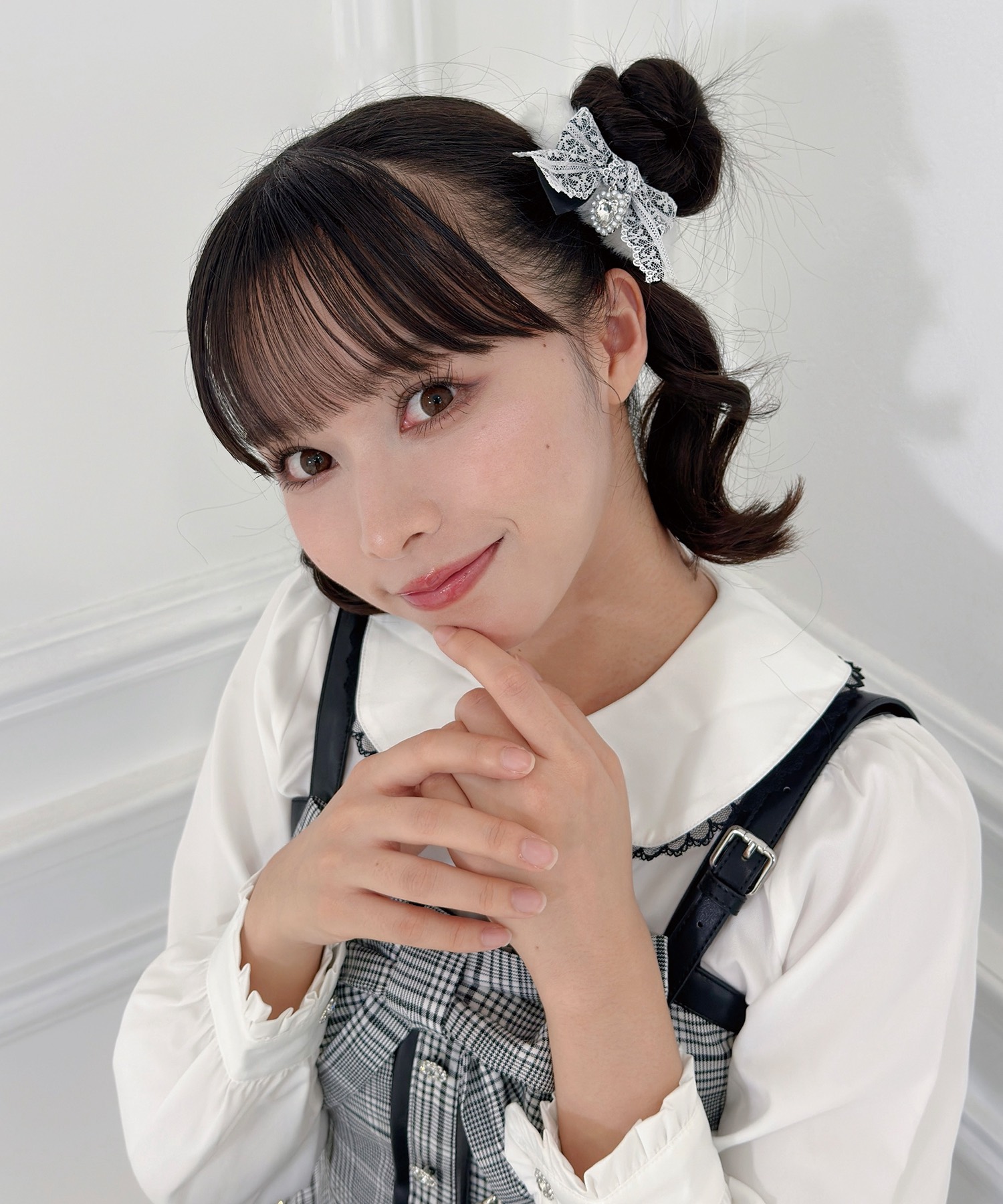 ハートビジューリボンフェイクファーシュシュ