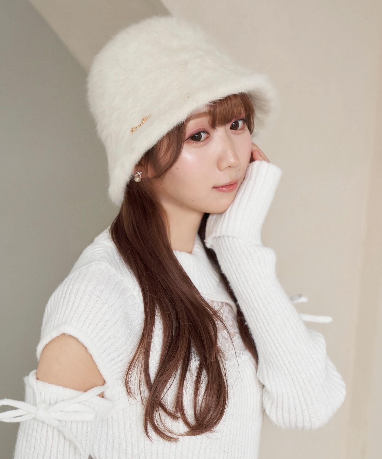 charm fur bucket hat【white】