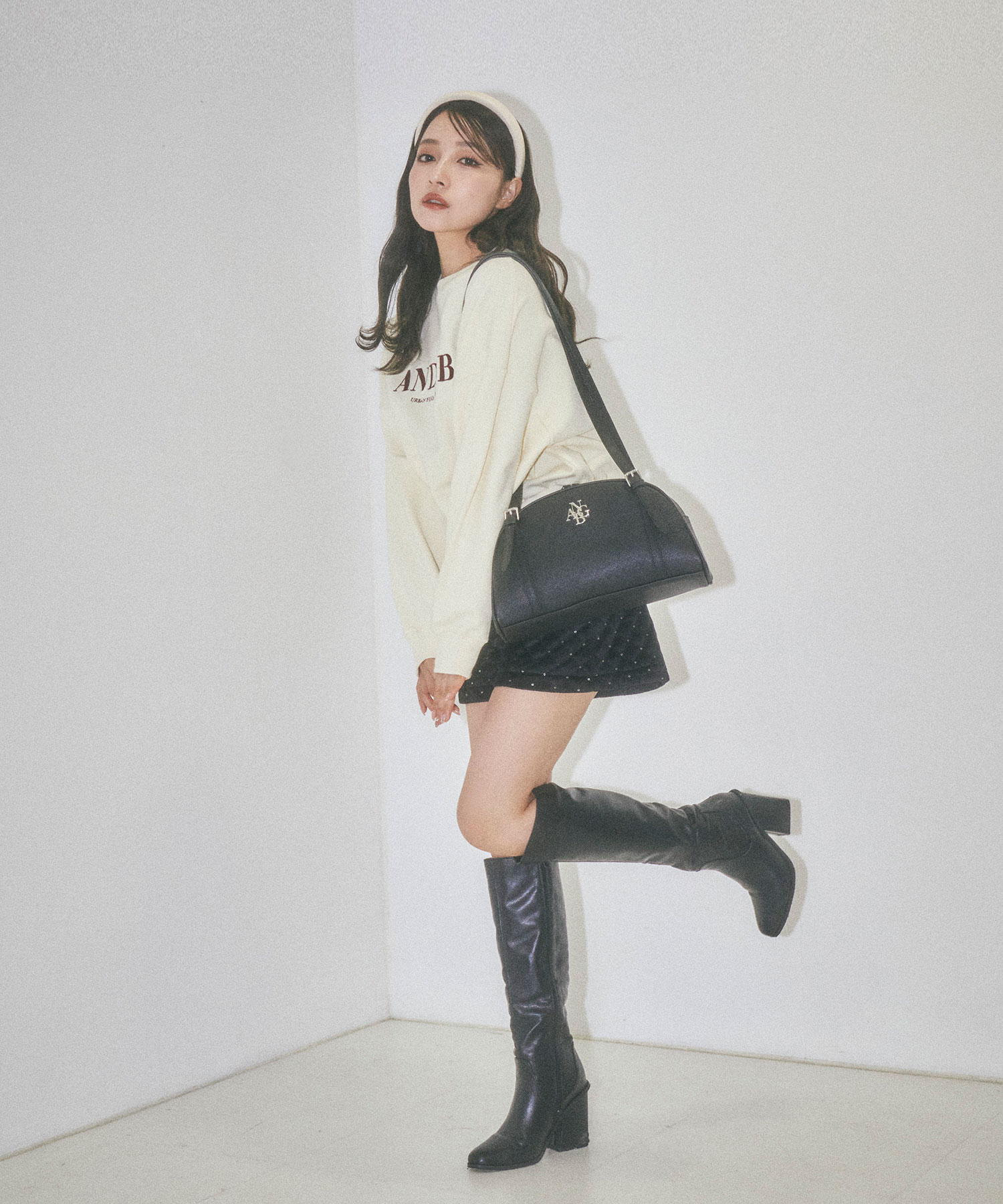 ラウンドショルダーバッグ