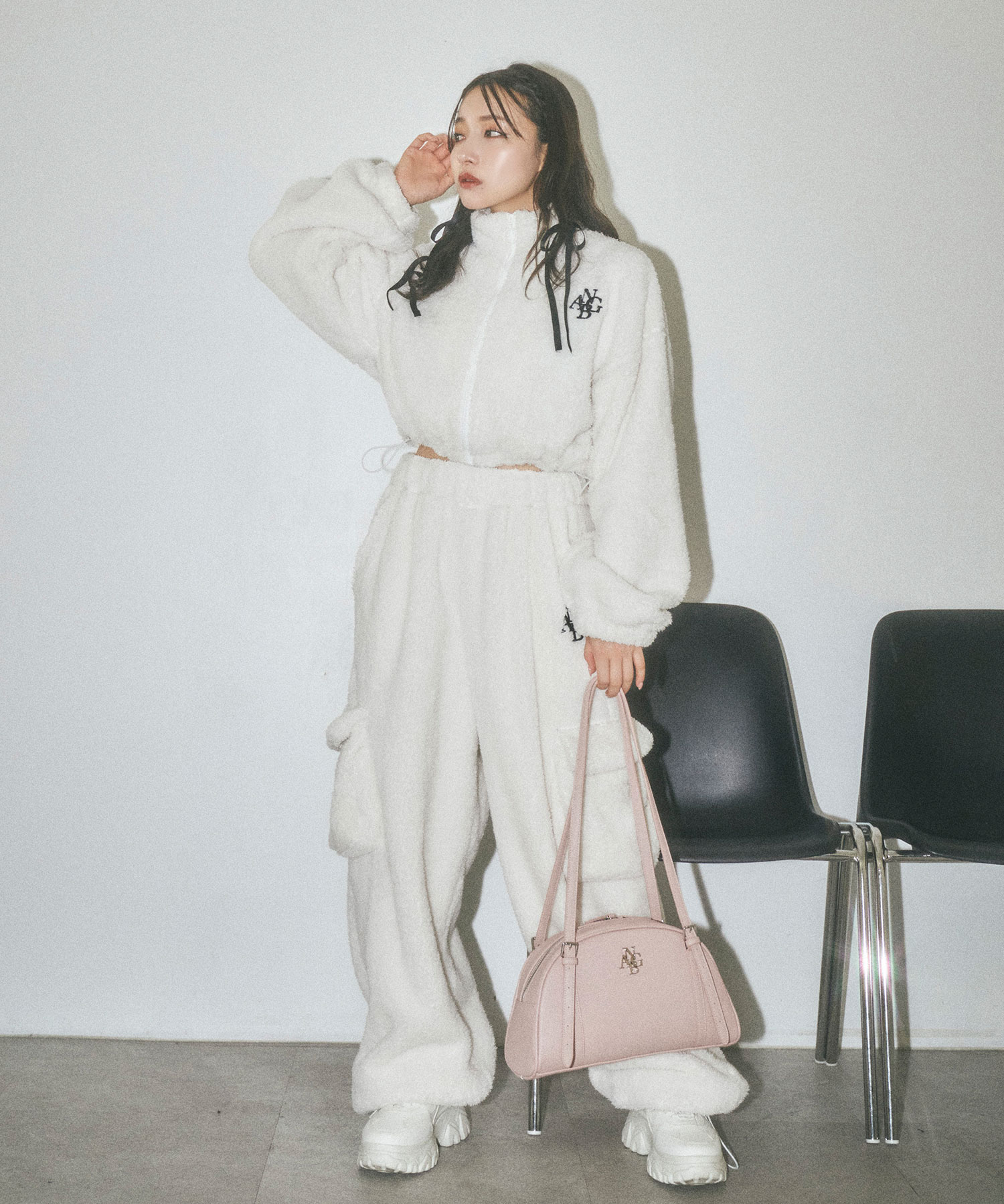 ラウンドショルダーバッグ