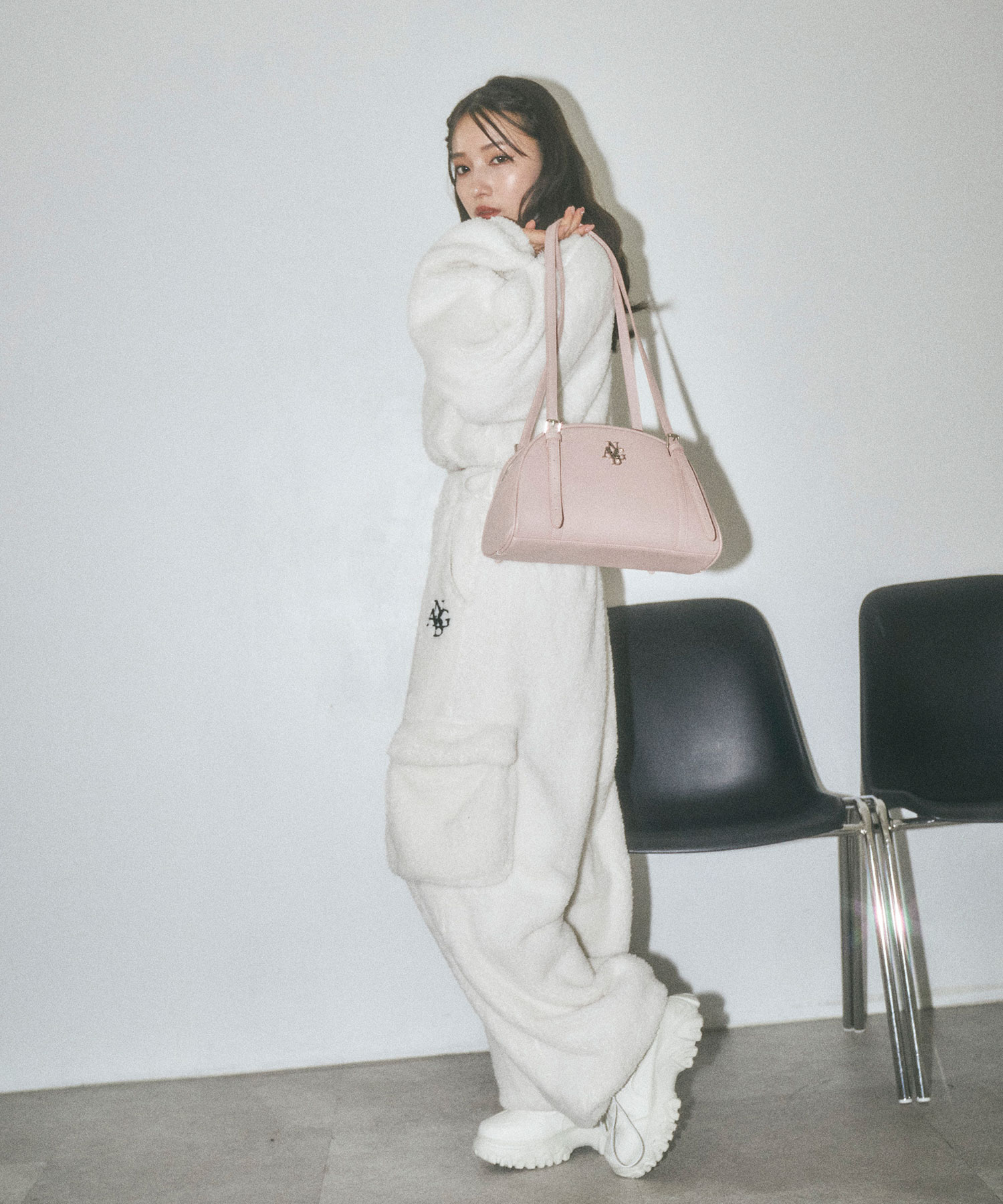 ラウンドショルダーバッグ