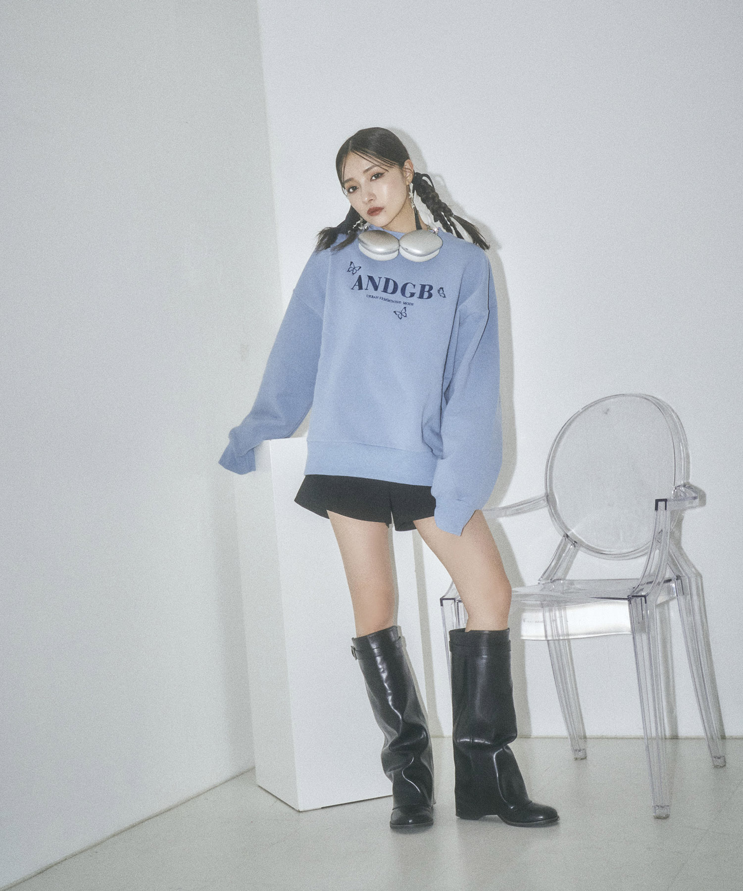 UNISEX バタフライロゴ裏起毛スウェット