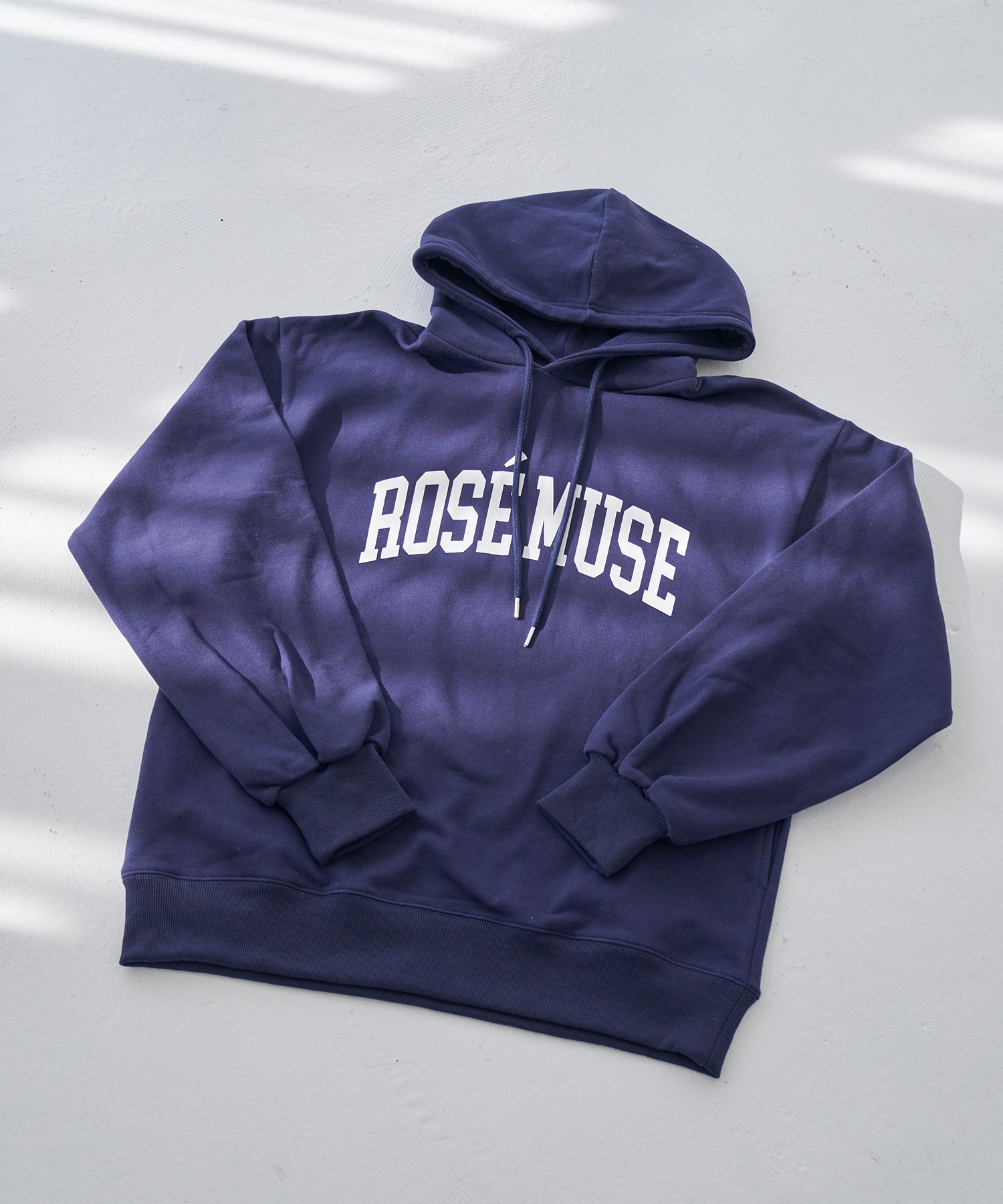 Rosé Muse – BUNNY APARTMENT