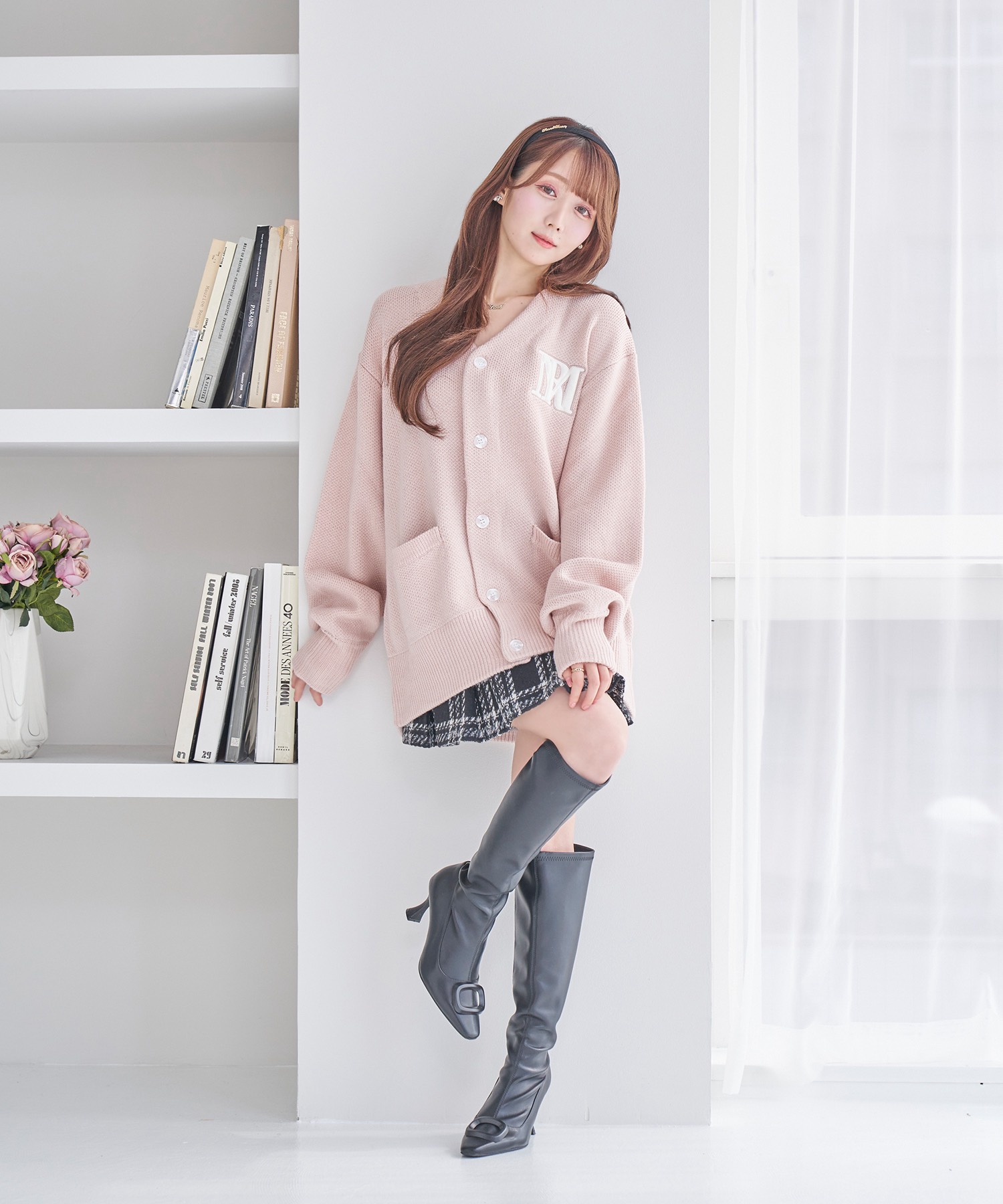 受注予約：faux fur logo big cardigan【pink】