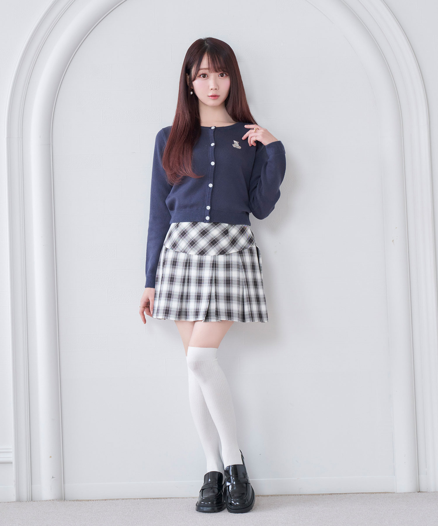 cat emb round neck c/d