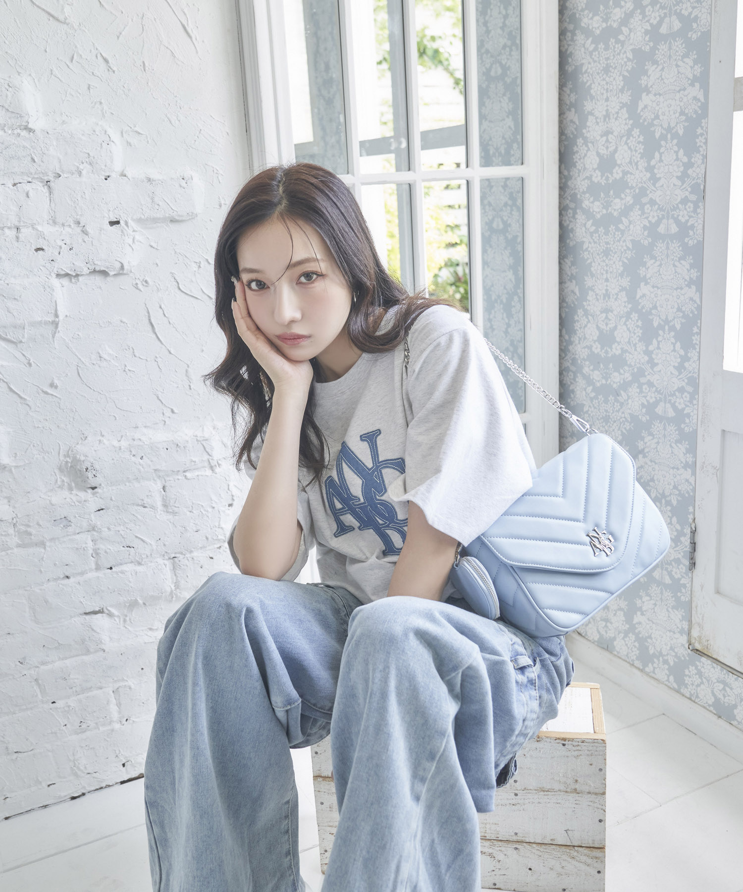 UNISEX デニムパッチTシャツ