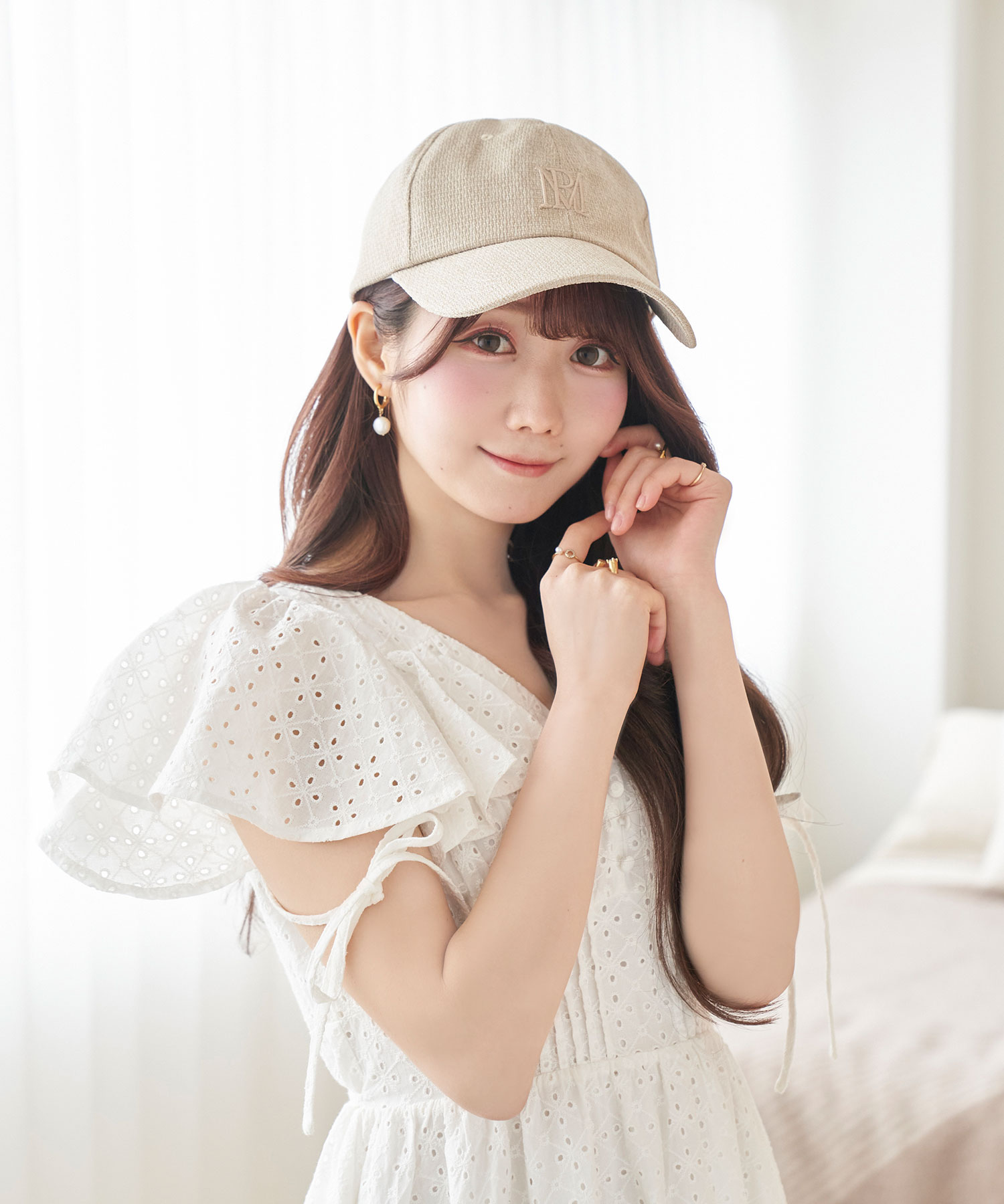 charm fur bucket hat【white】 – BUNNY APARTMENT