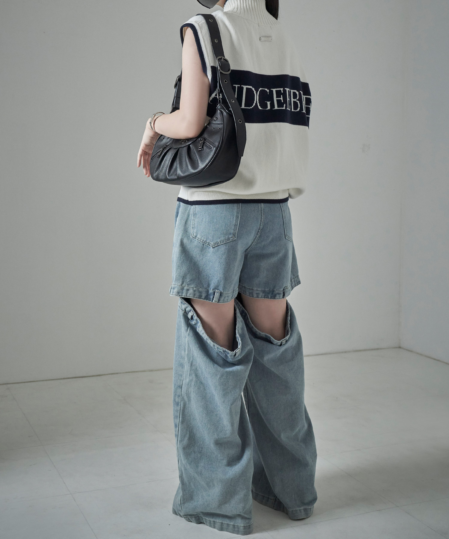 バックロゴジップベスト