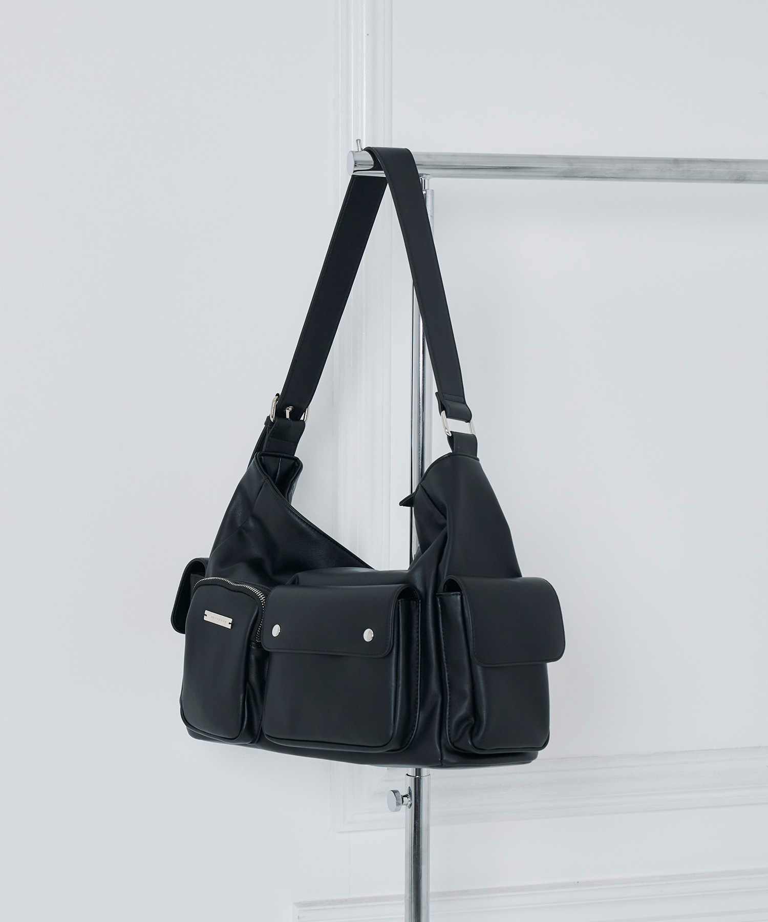 ポケットメッセンジャーバッグ