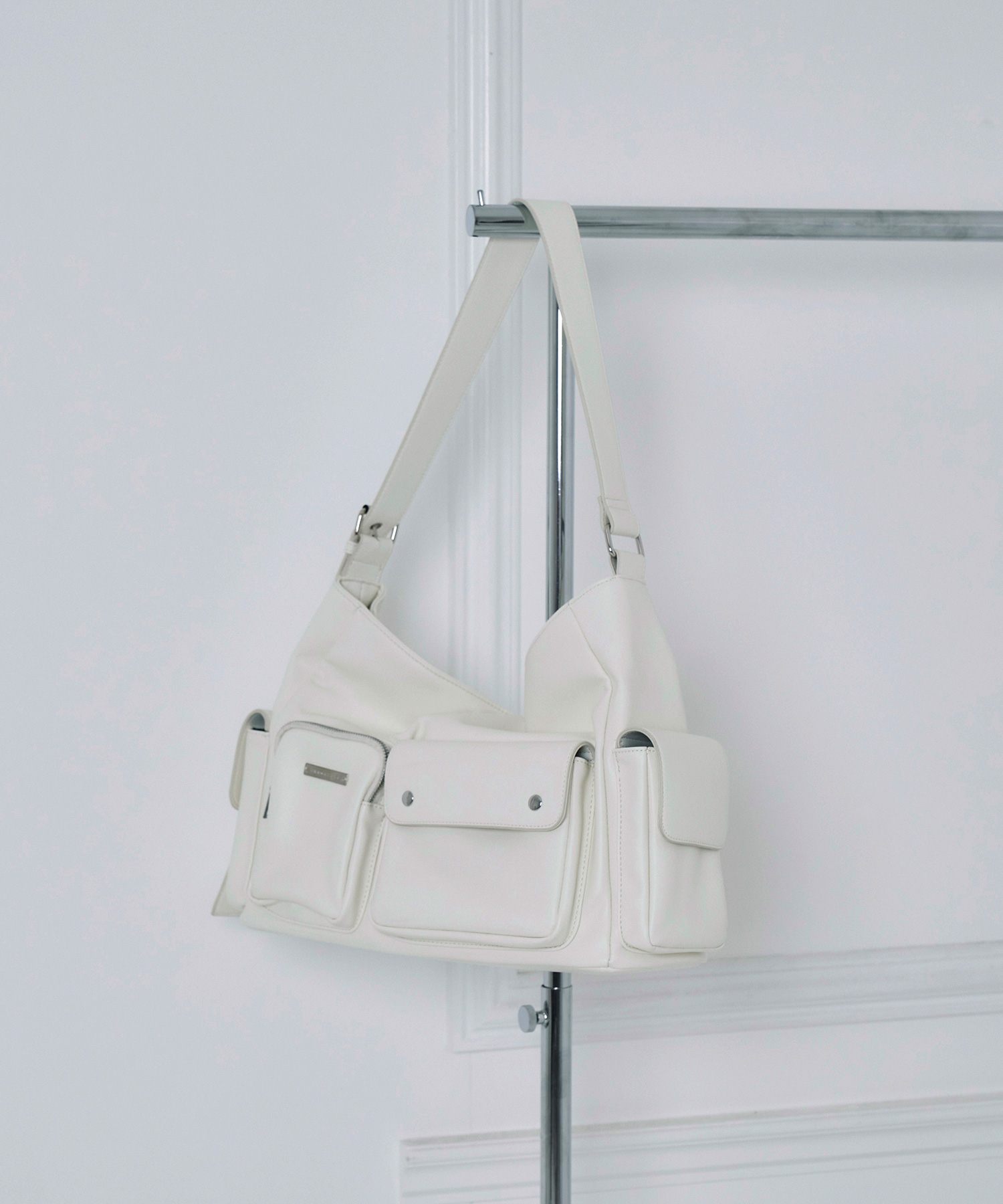 ポケットメッセンジャーバッグ