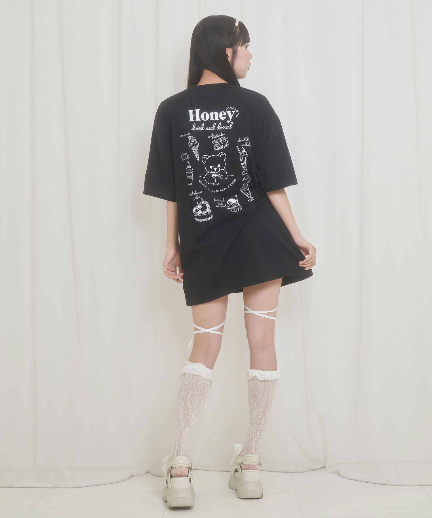 シナモンカフェTシャツ