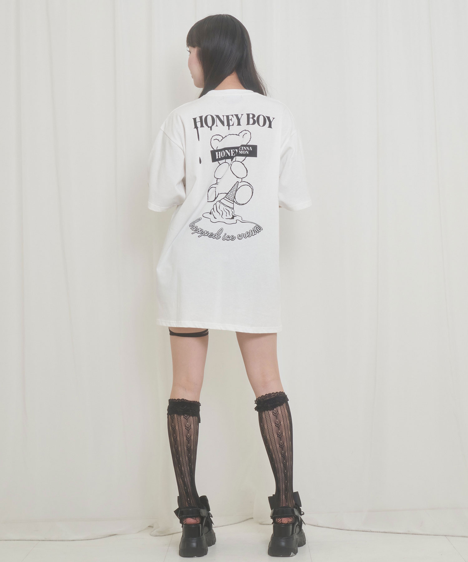 アイス目隠しシナモンTシャツ