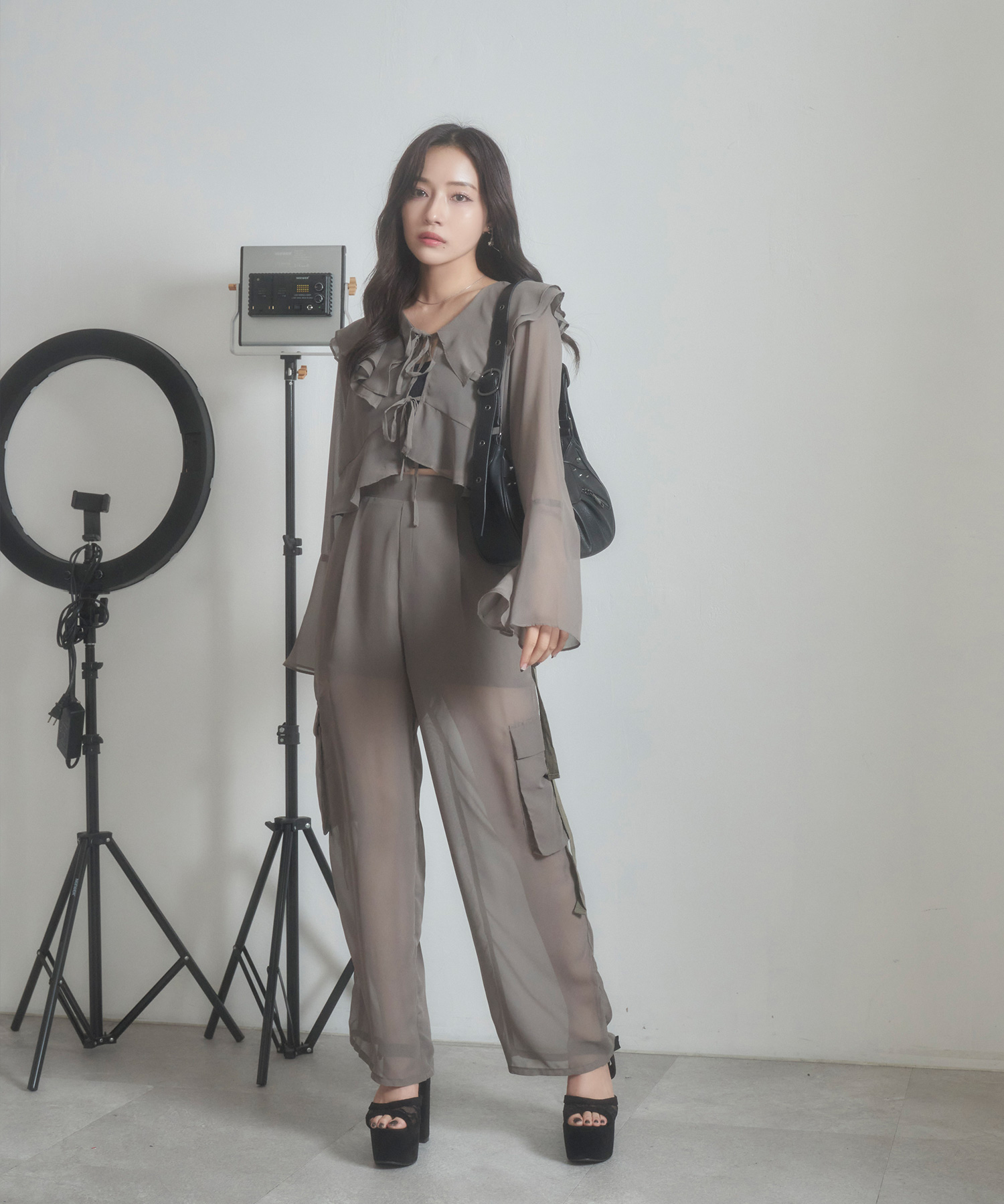 シアーベルスリーブブラウス