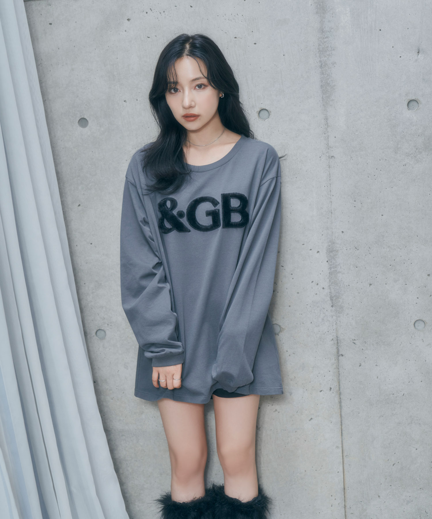 UNISEX ロゴファーロンT – BUNNY APARTMENT