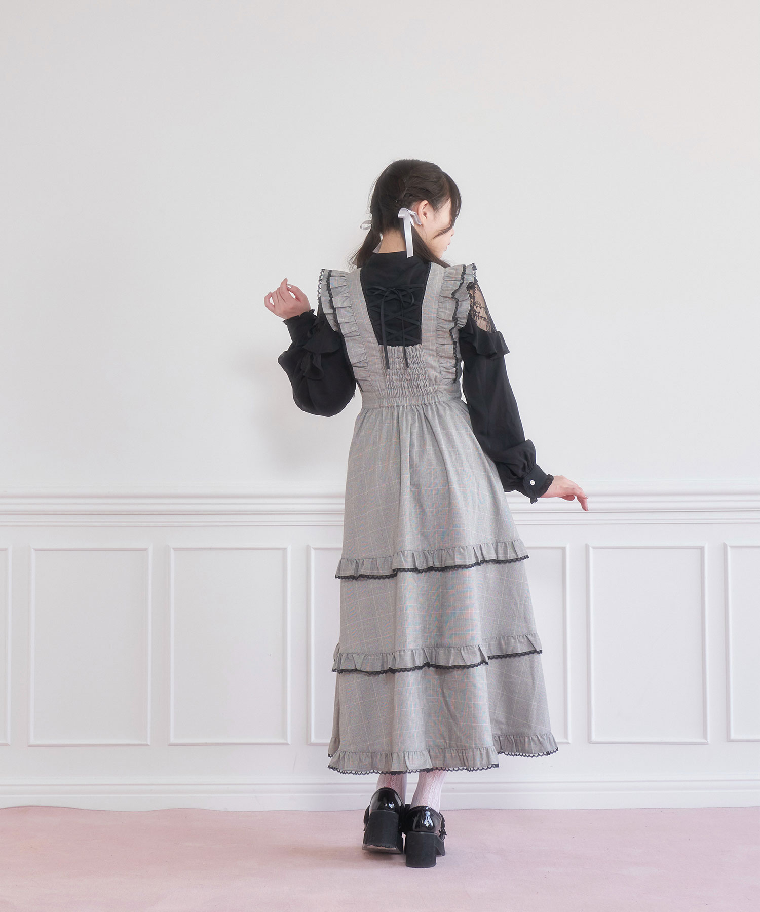 バックレースアップロングジャンパースカート