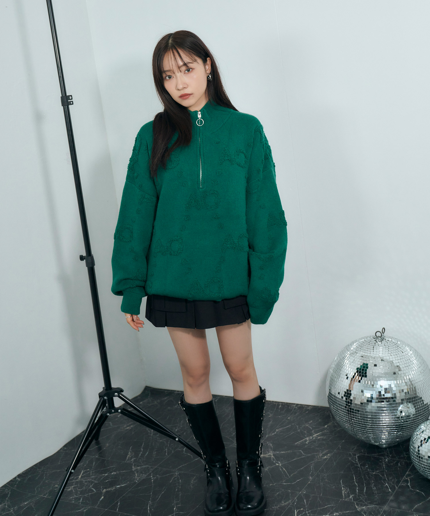 UNISEX モノグラムハーフジップニット