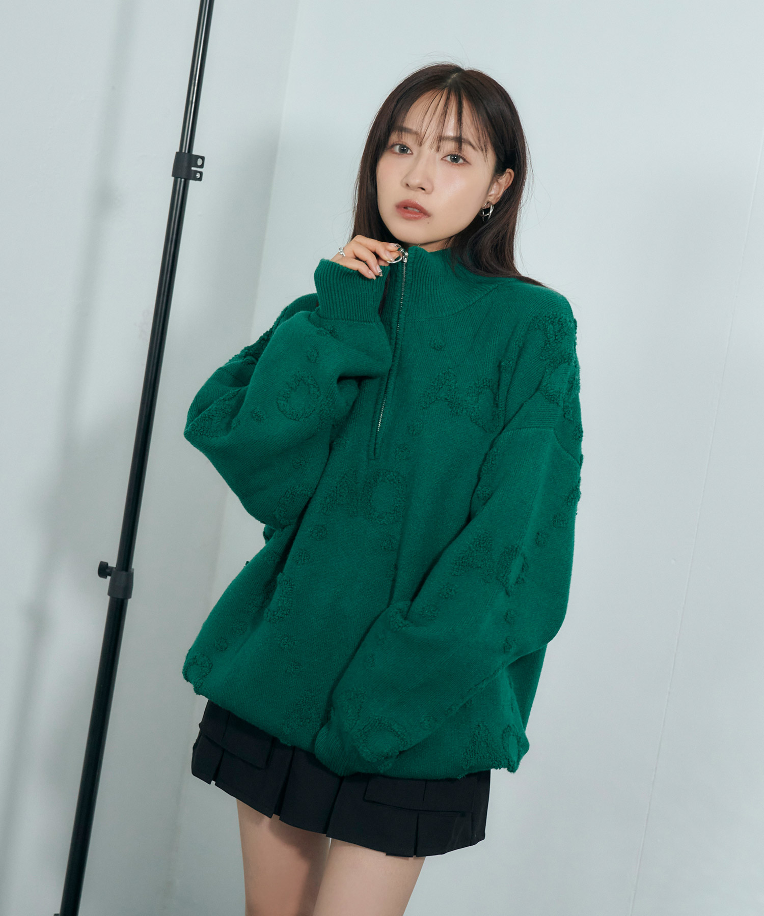 UNISEX モノグラムハーフジップニット