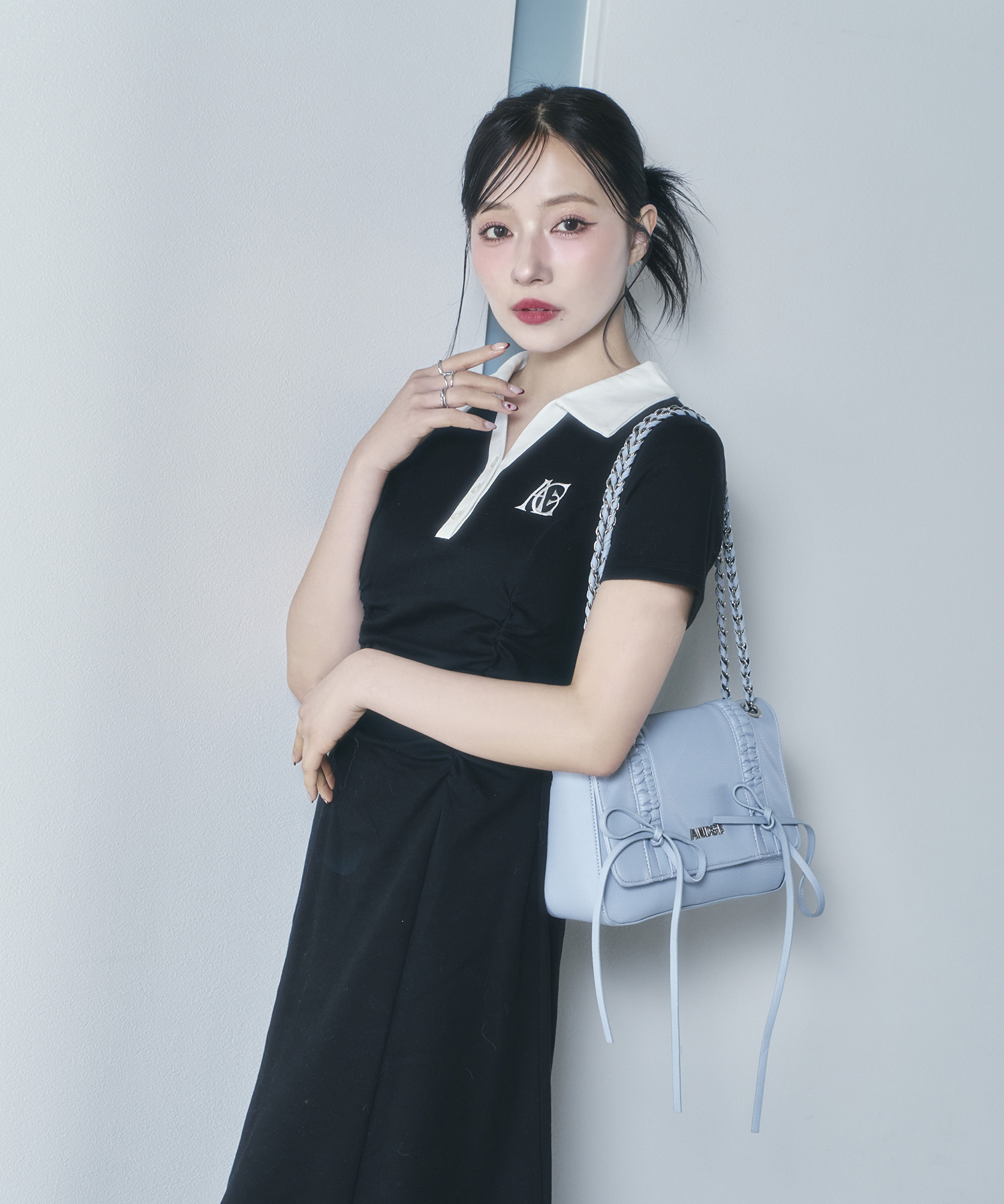 リボンチェーンショルダーバッグ