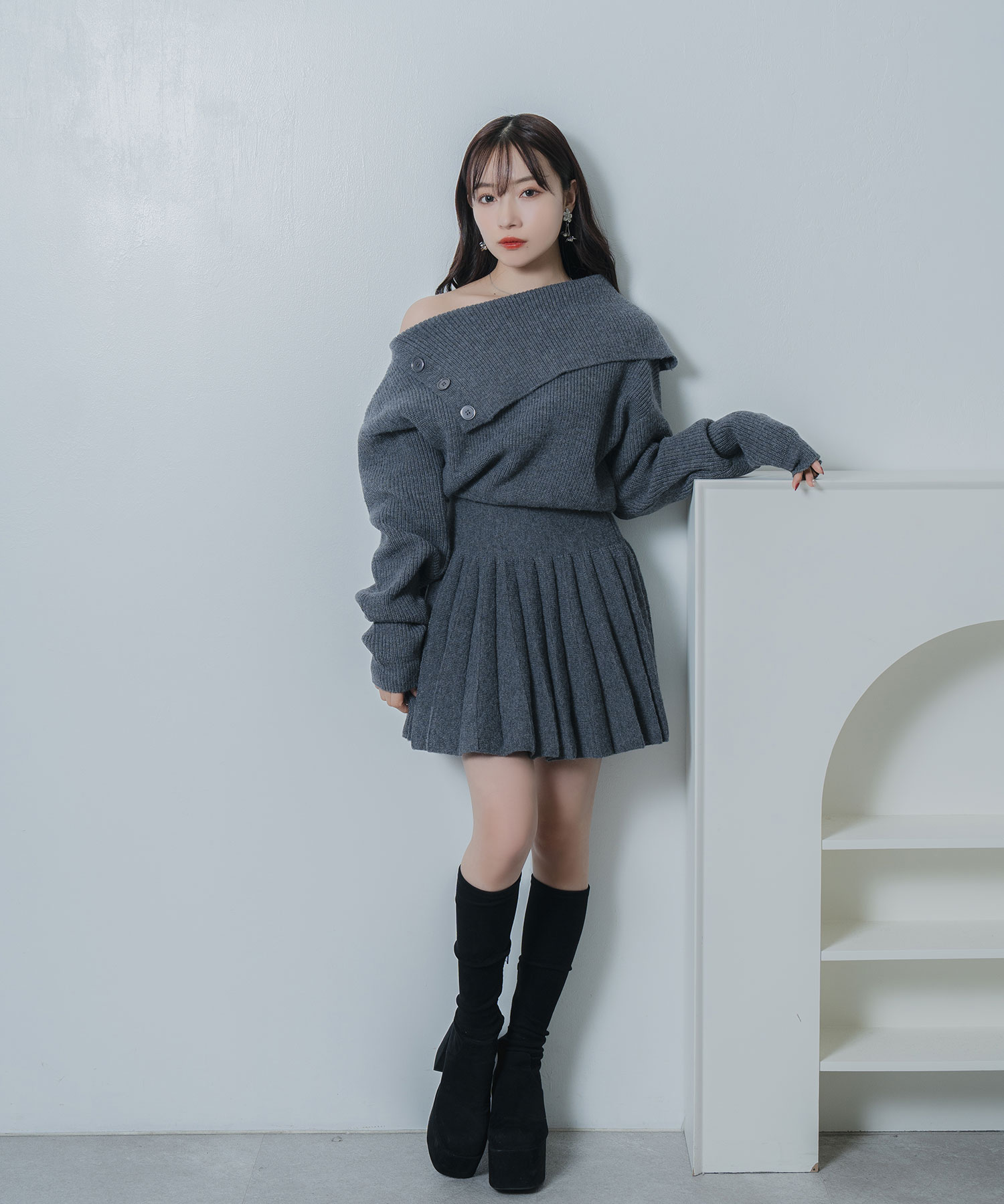 プリーツニットワンピ