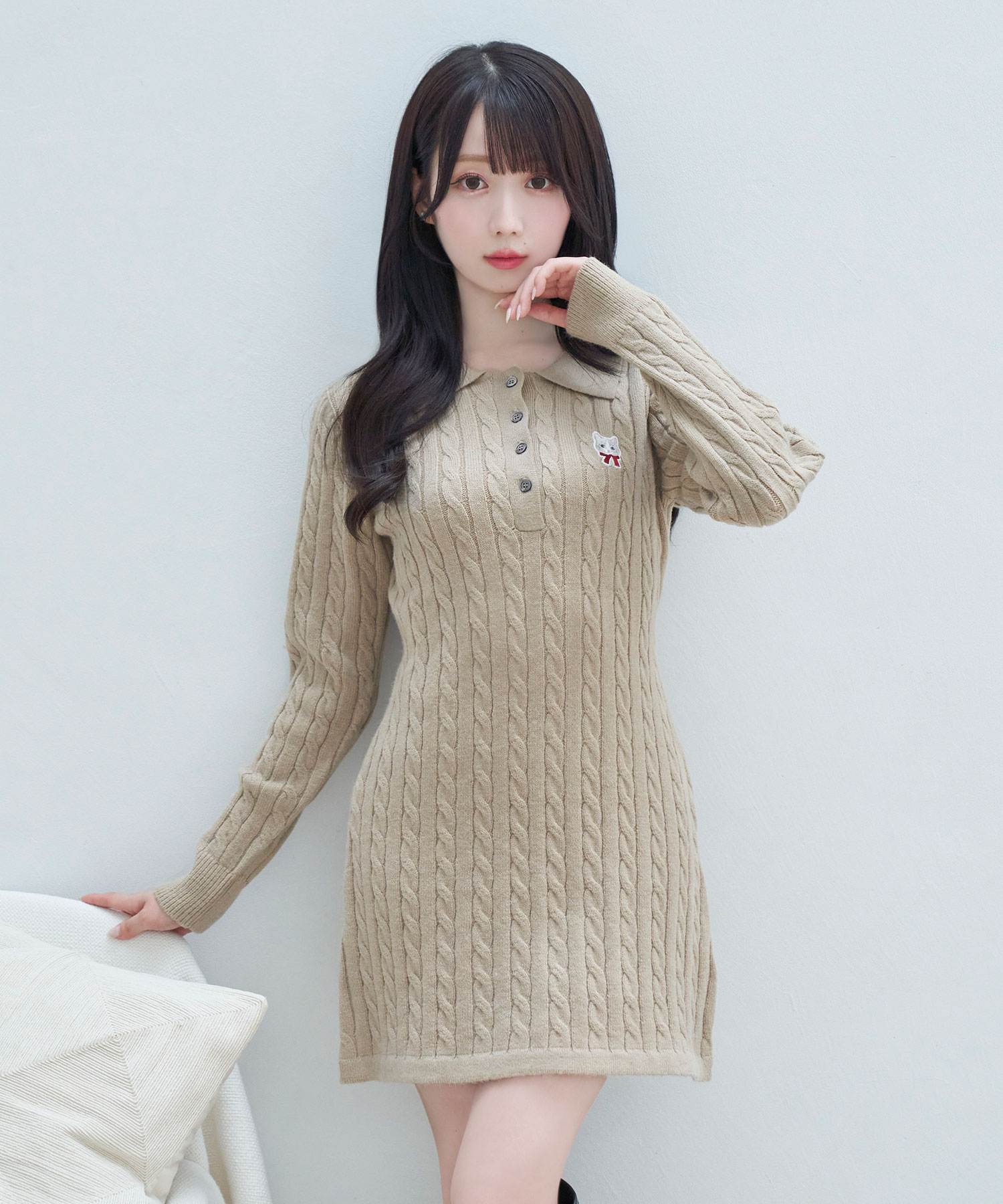cat emb cable knit o/p