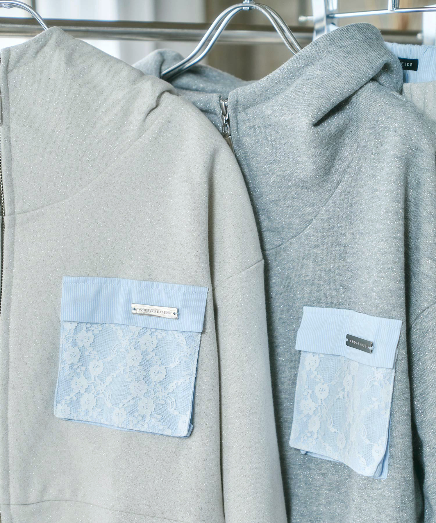 シャツポケットラメパーカー