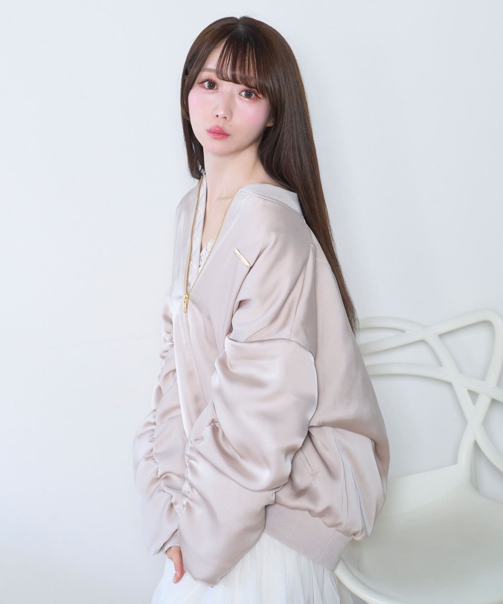 back emb shirring sleeve blouson