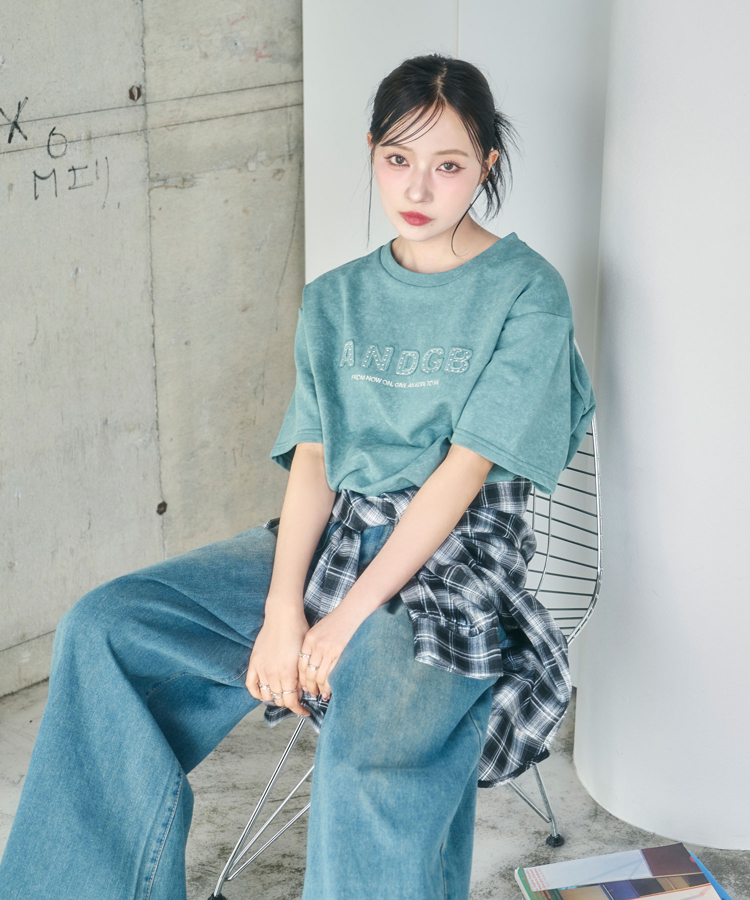 UNISEX スタッズケミカルT