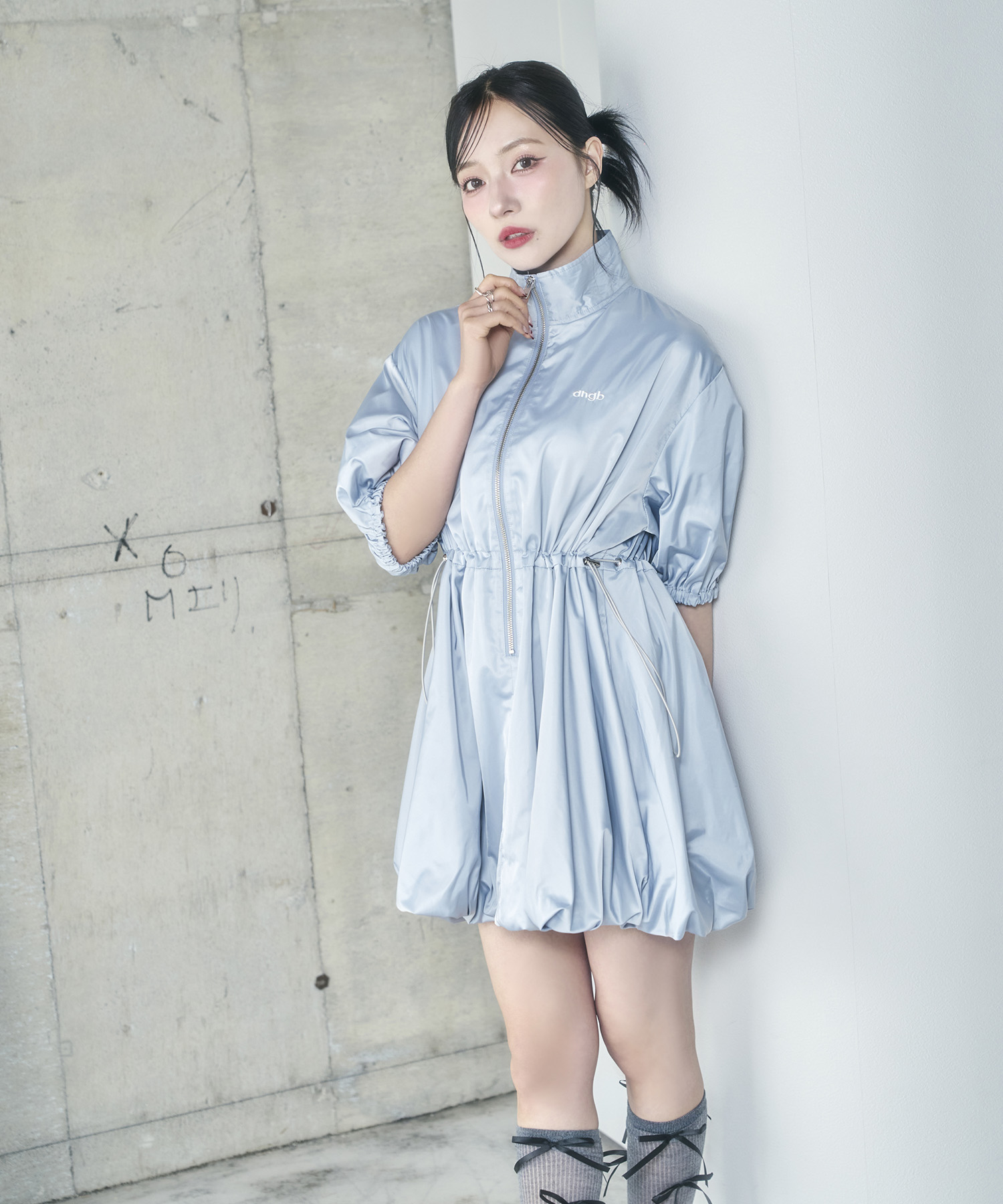 バルーンシルエットハイネックワンピ