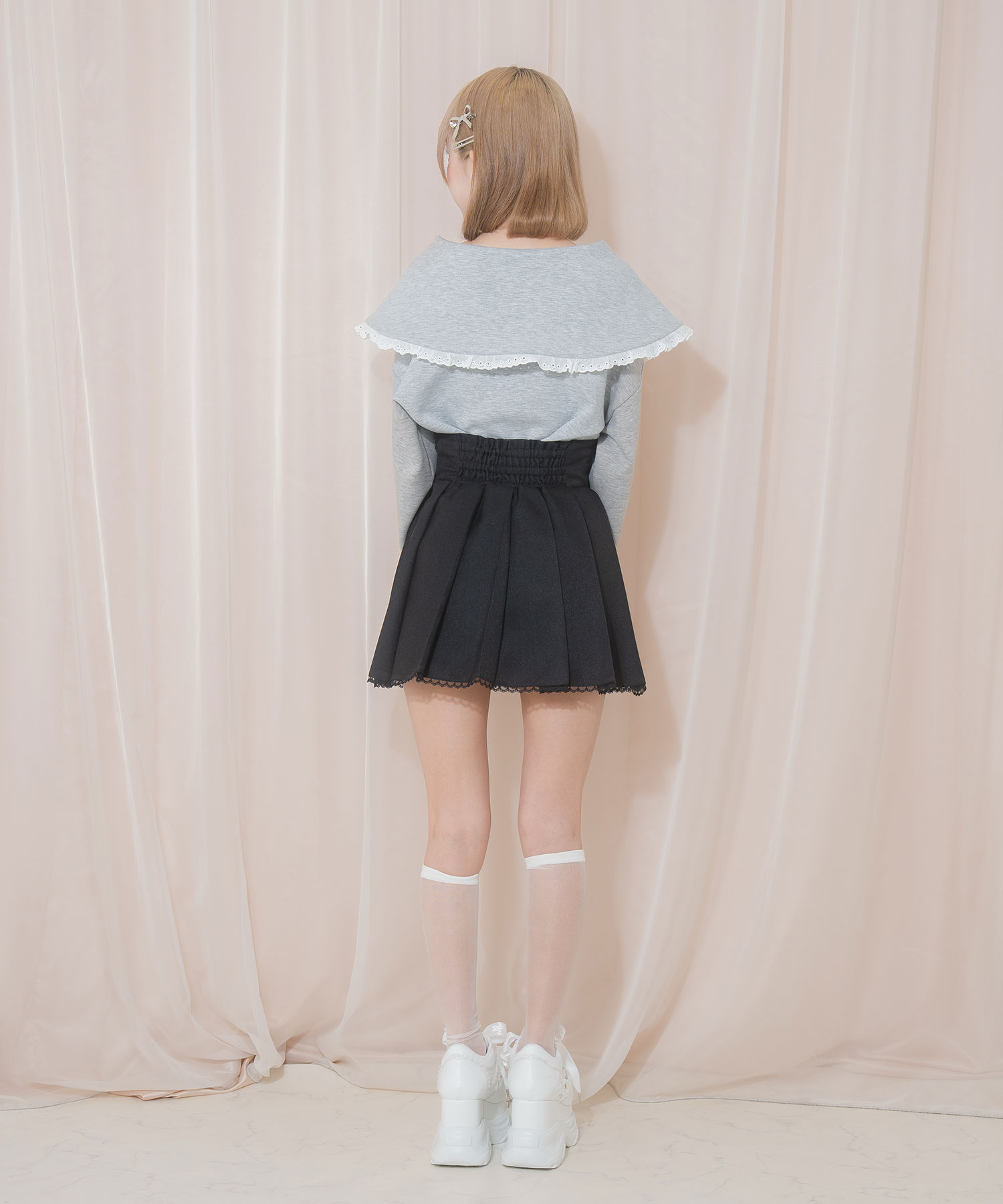 【kindame】♡プリーツニットスカート♡ 白のプリーツスカート初めかも✨ これよく見ると光沢感のある
