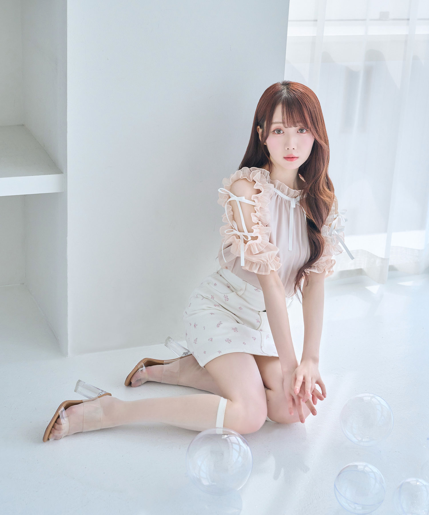 shoulder frills blouse – BUNNY APARTMENT shoulder frills blouse – BUNNY APARTMENT