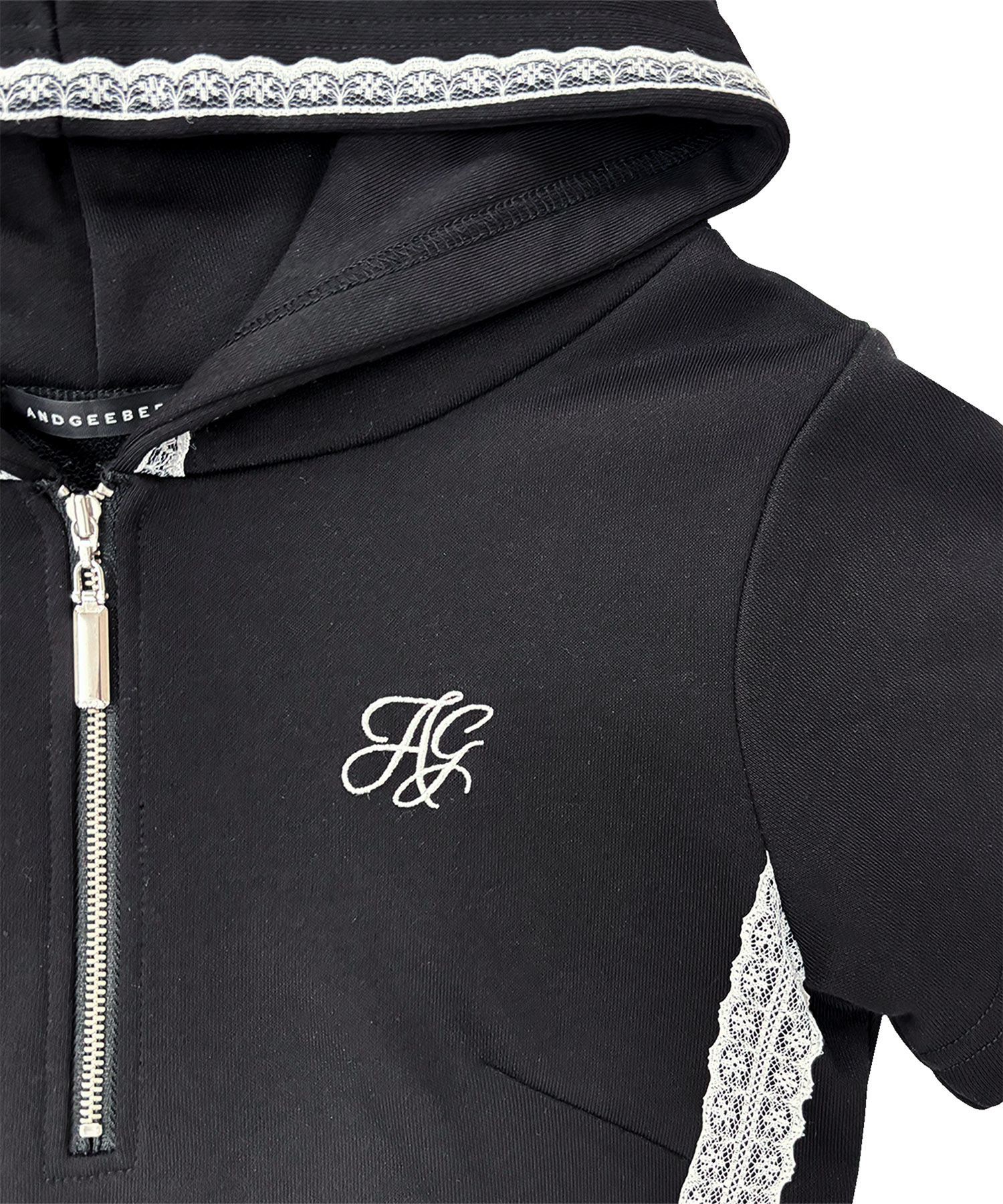 レースラインフーディワンピ