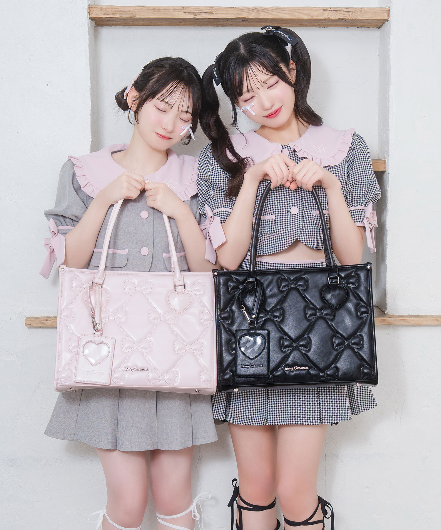 定期入れ付きキルティングトート