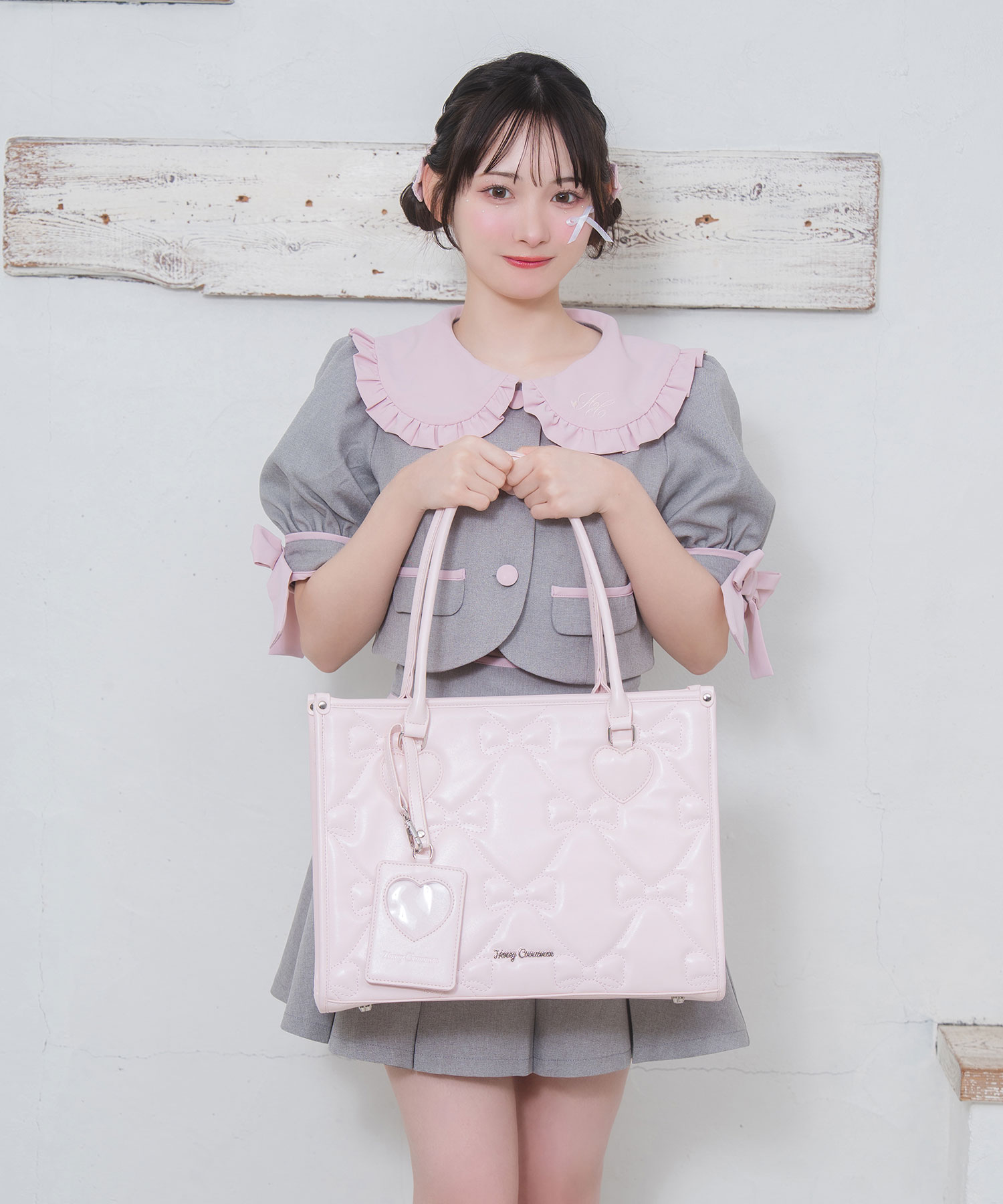 定期入れ付きキルティングトート